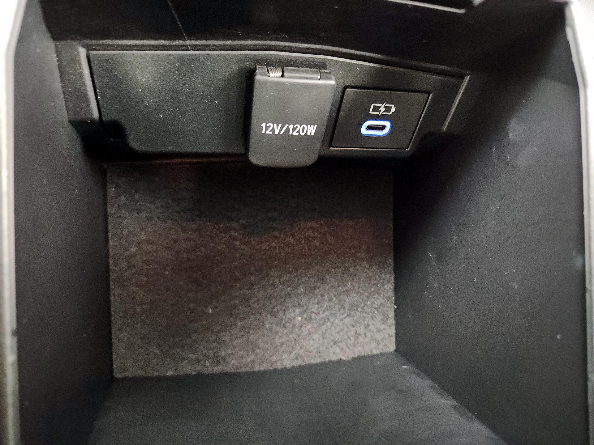 Thumbnail: 2022 Toyota Corolla - 18