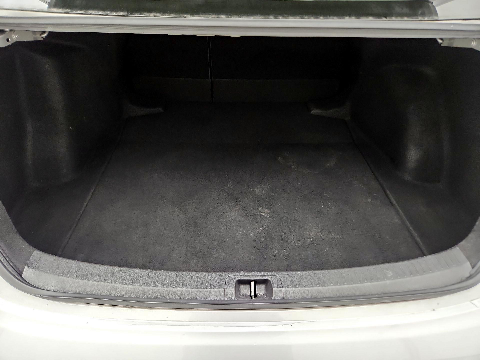 Thumbnail: 2022 Toyota Corolla - 20