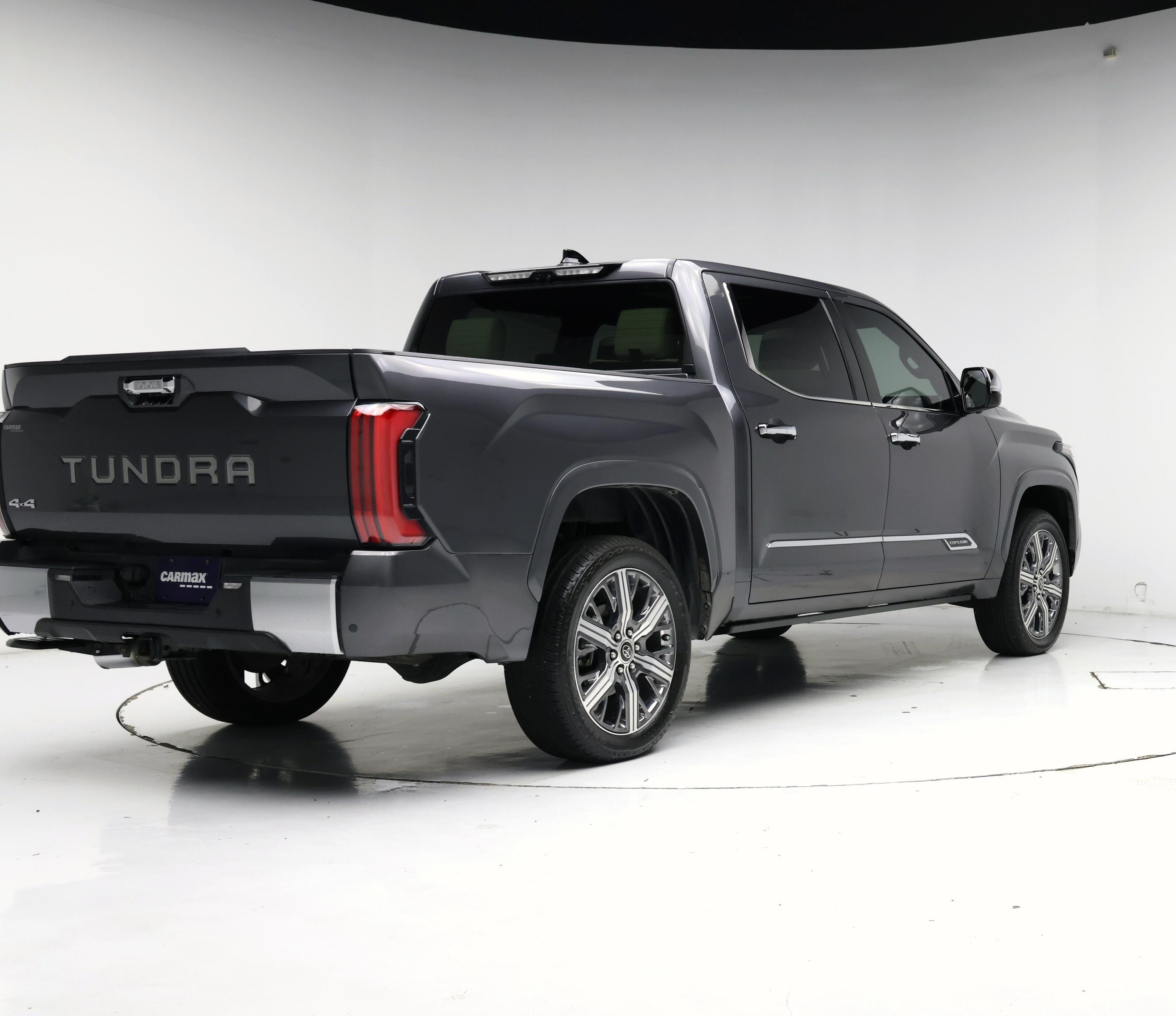Thumbnail: 2023 Toyota Tundra - 8