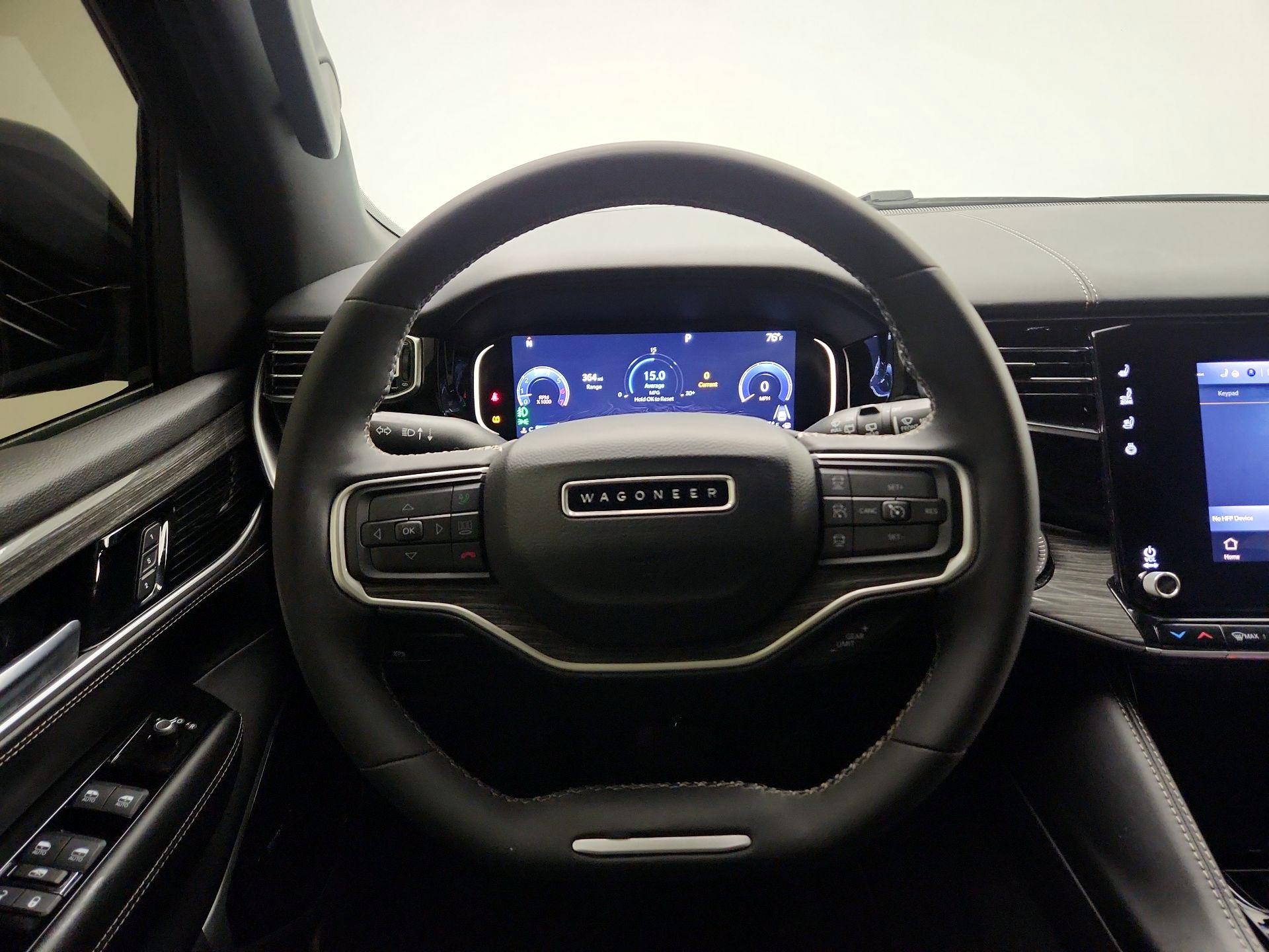 Thumbnail: 2022 Jeep Wagoneer - 10