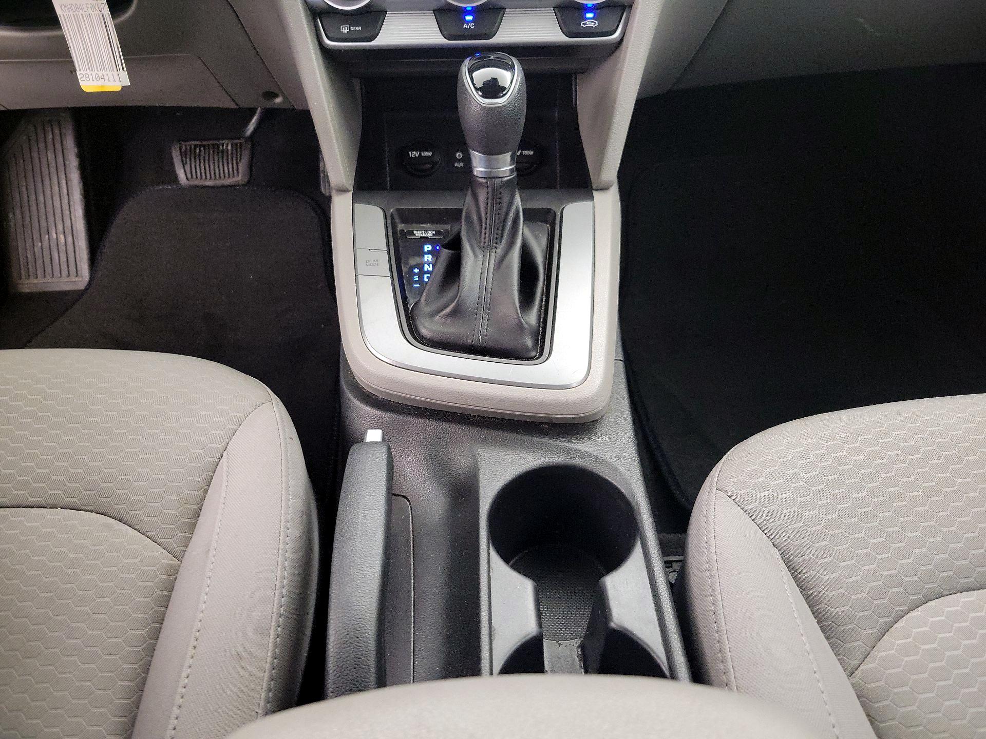 Thumbnail: 2019 Hyundai Elantra - 17