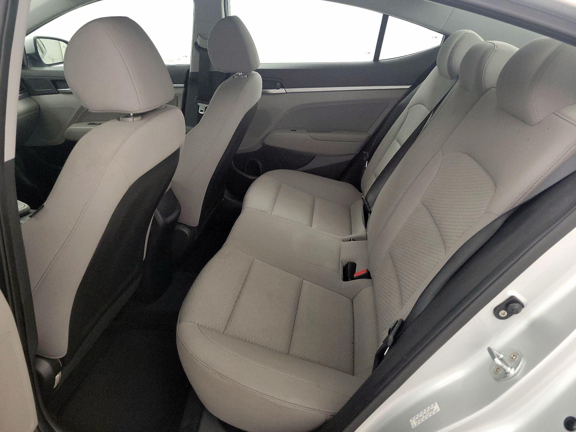 Thumbnail: 2019 Hyundai Elantra - 19