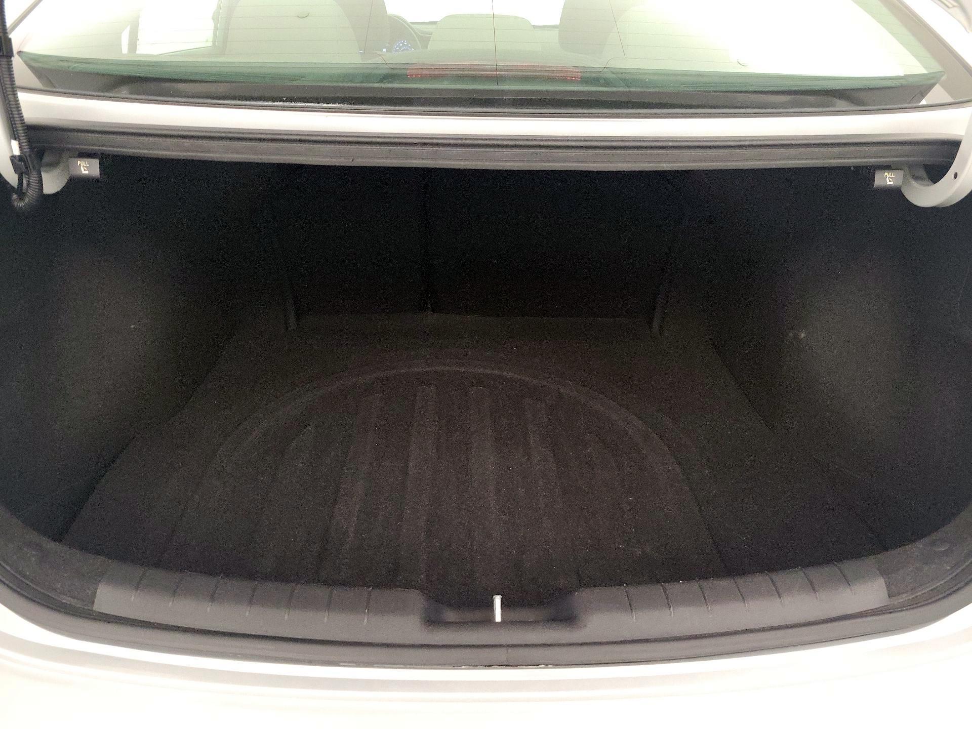 Thumbnail: 2019 Hyundai Elantra - 20