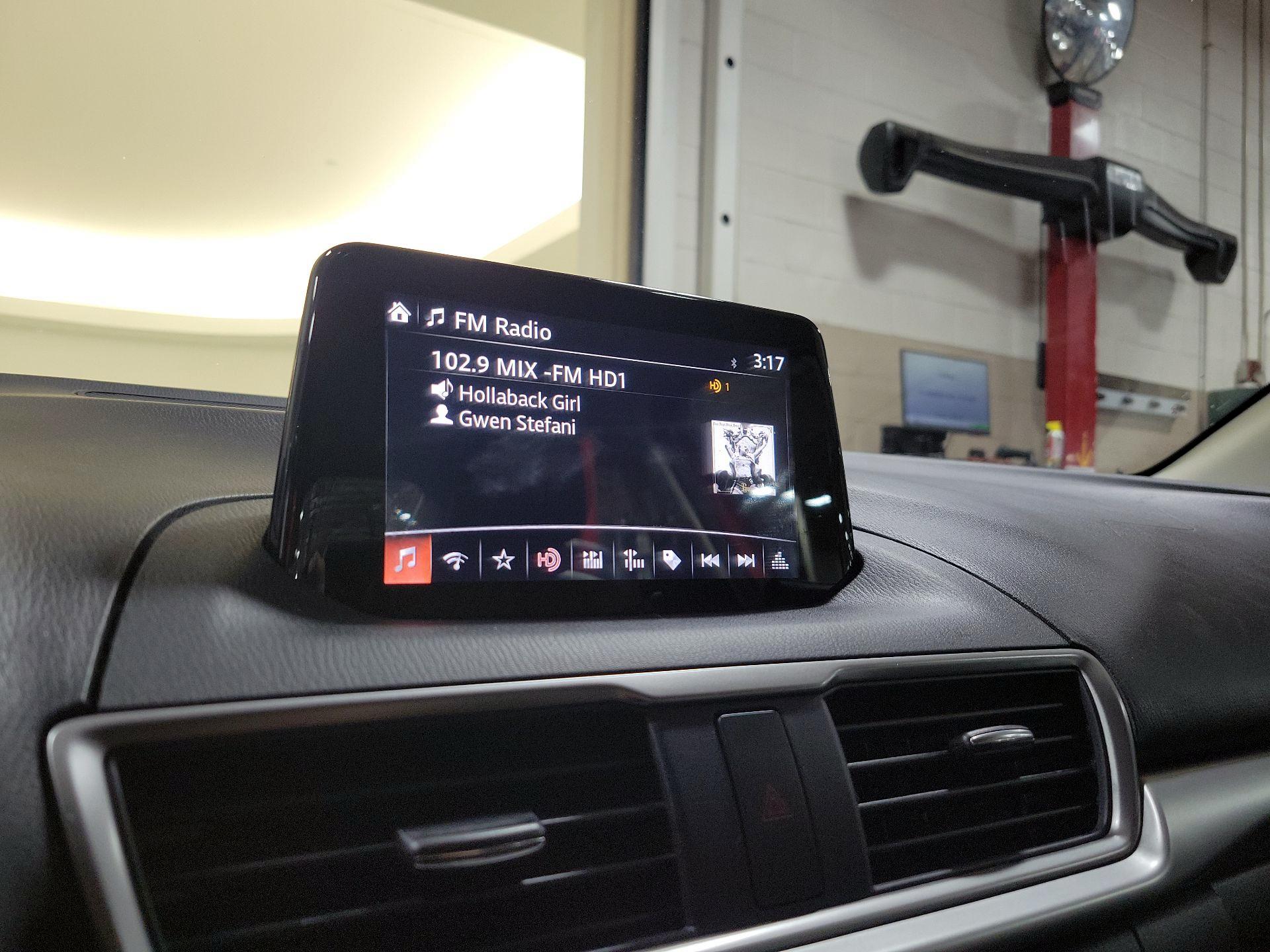 Thumbnail: 2018 Mazda Mazda3 - 15