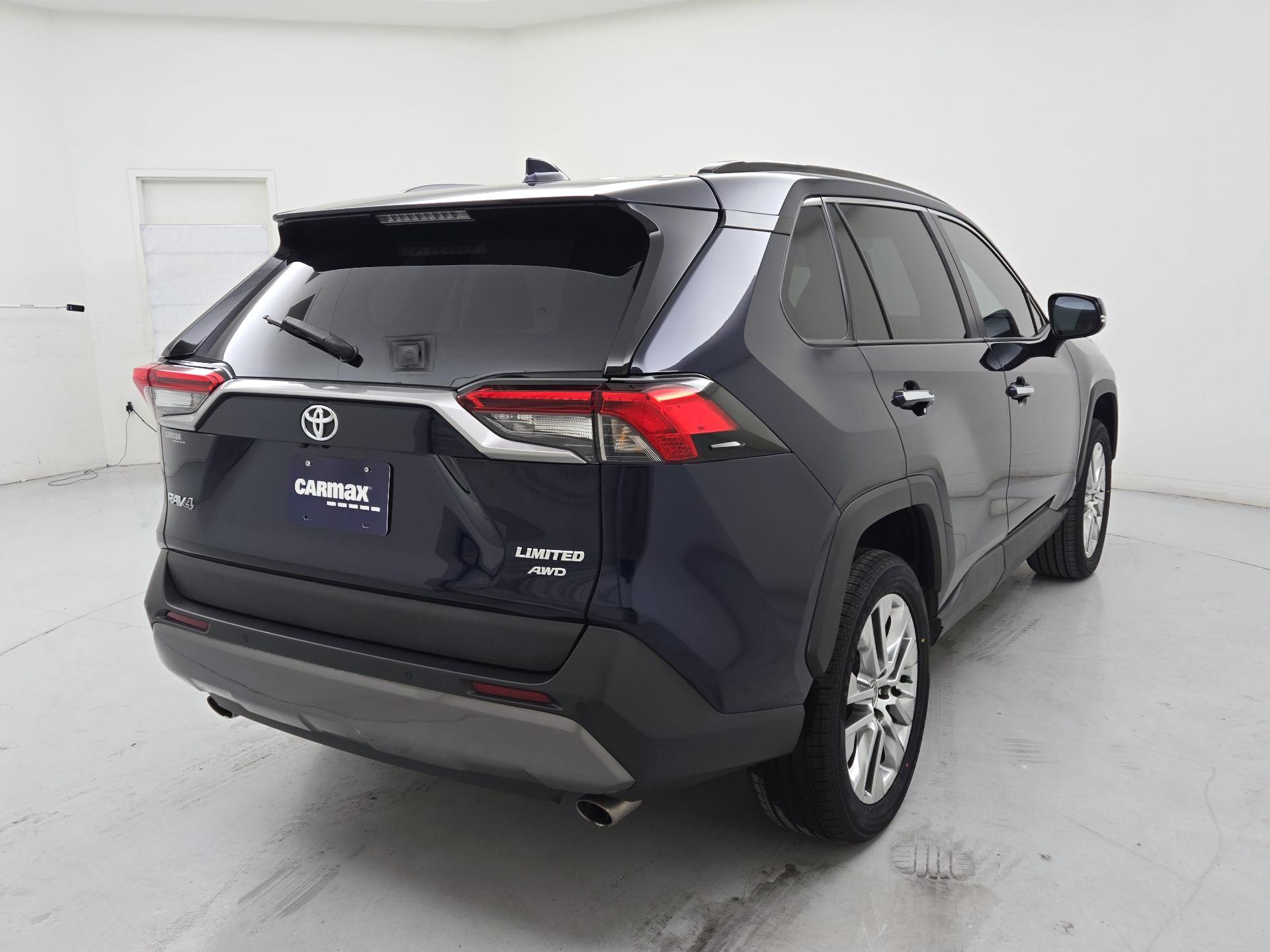 Thumbnail: 2021 Toyota RAV4 - 5