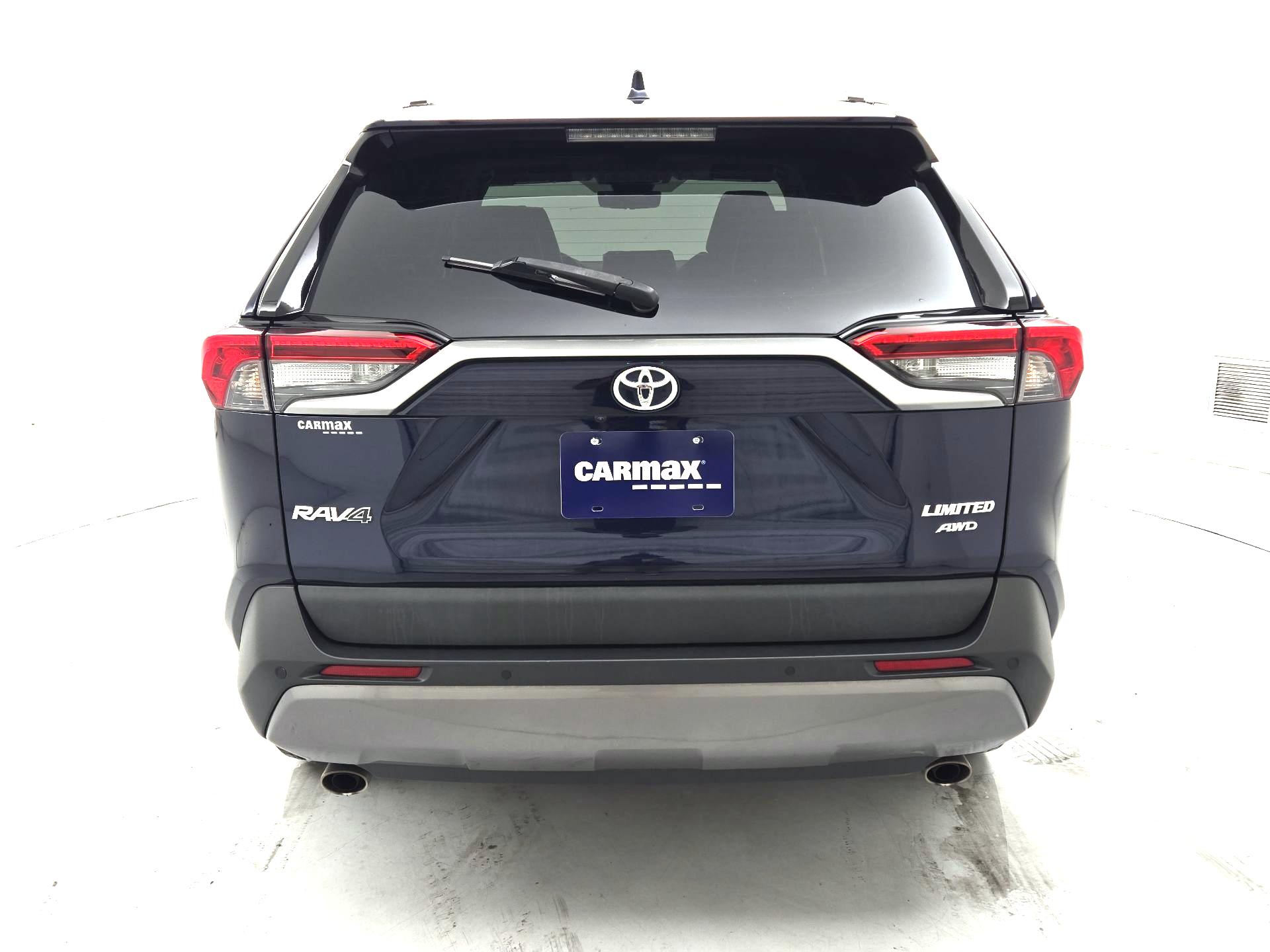 Thumbnail: 2021 Toyota RAV4 - 6