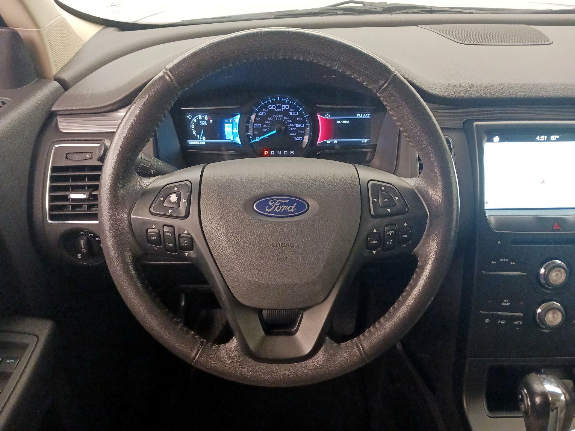 Thumbnail: 2018 Ford Flex - 10