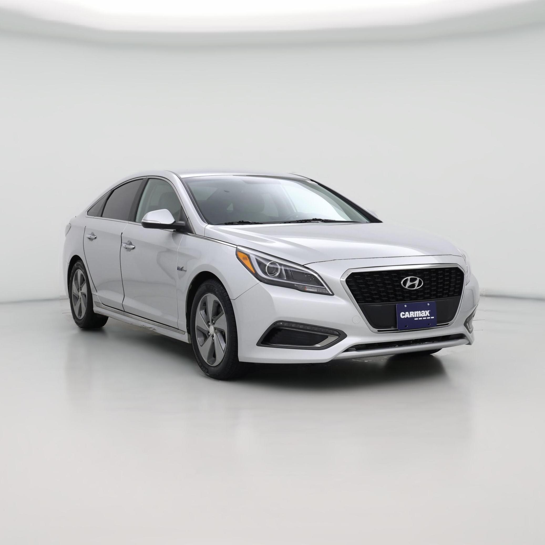 Thumbnail: 2016 Hyundai Sonata - 1