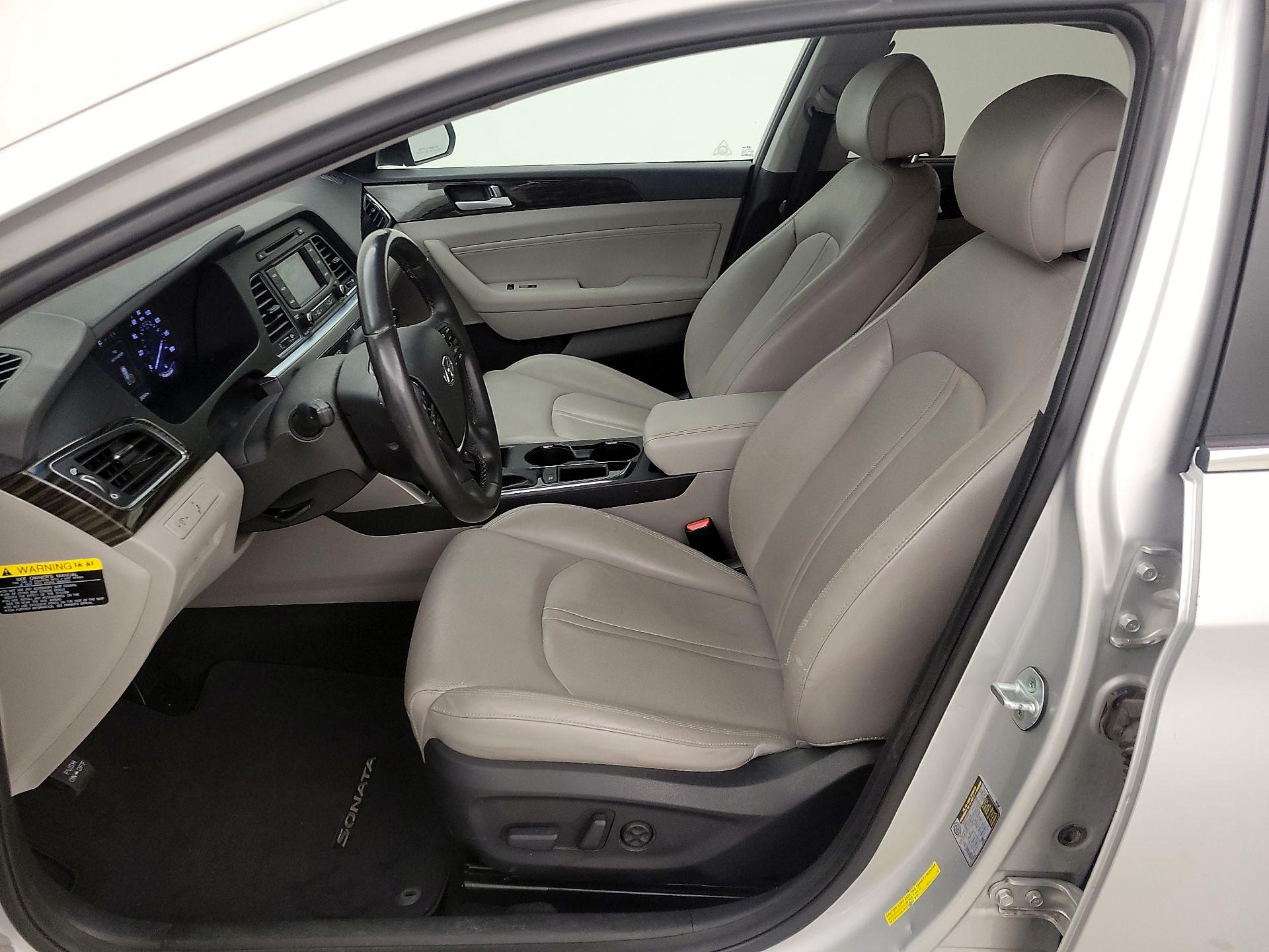 Thumbnail: 2016 Hyundai Sonata - 11