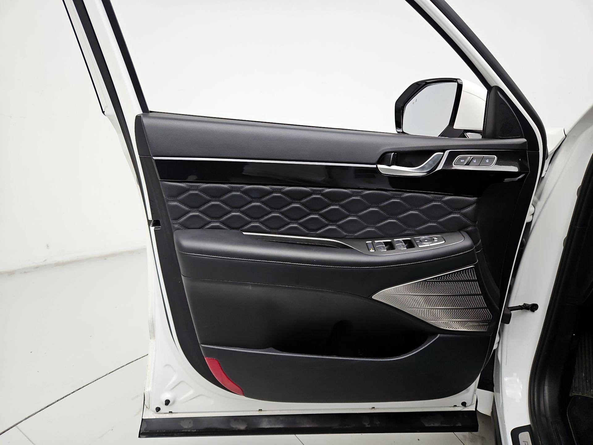 Thumbnail: 2021 Hyundai Palisade - 12