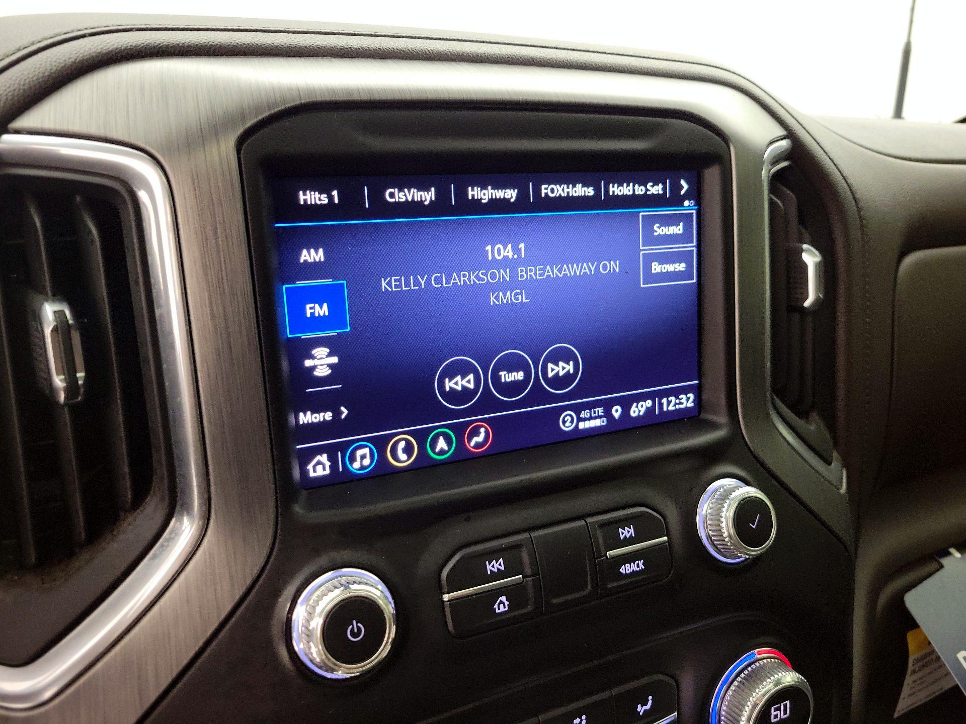 Thumbnail: 2022 GMC Sierra 2500 - 16