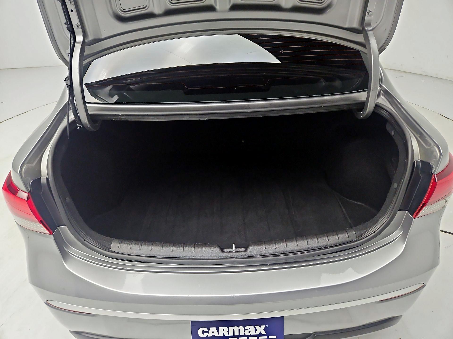 Thumbnail: 2022 Kia Rio - 20