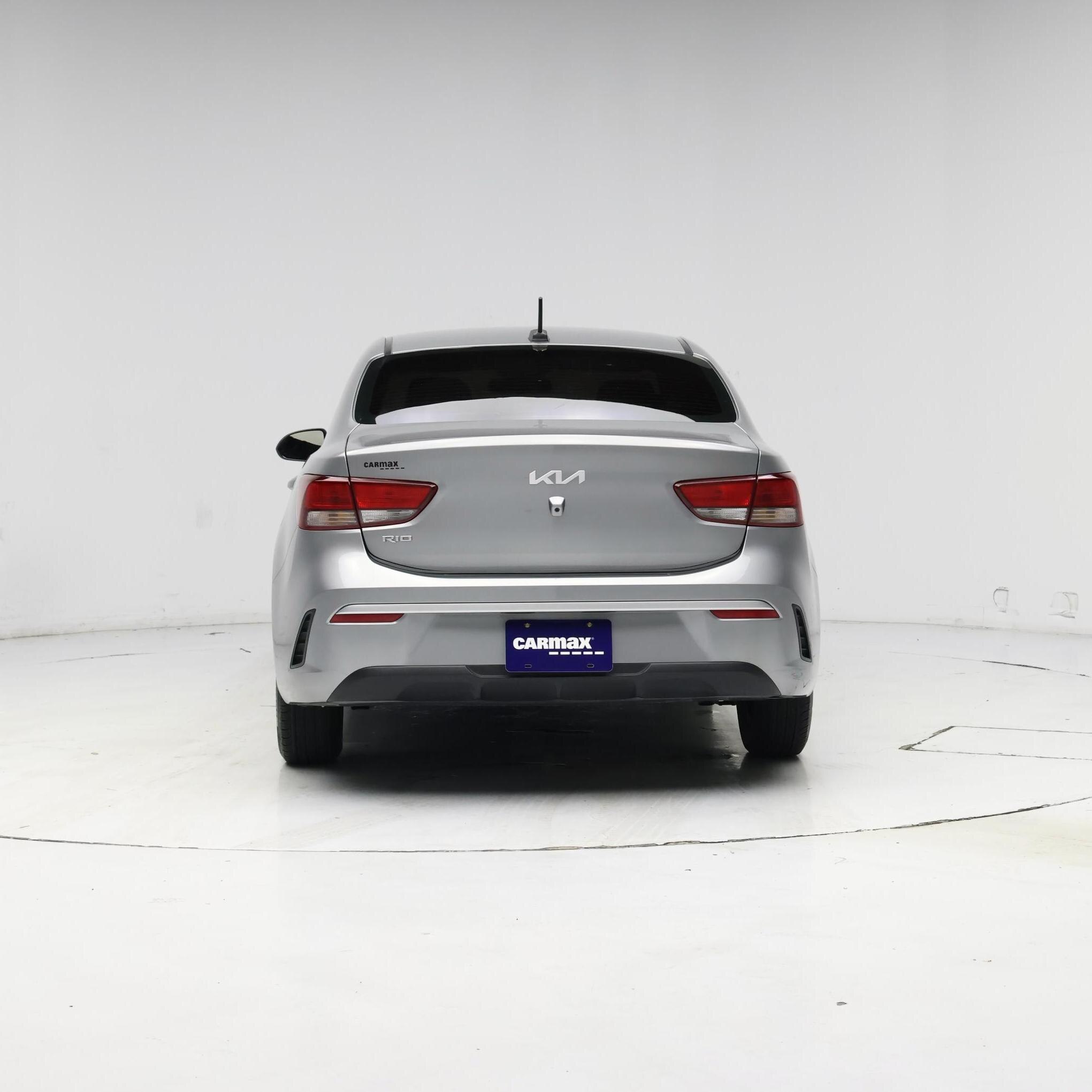 Thumbnail: 2022 Kia Rio - 6