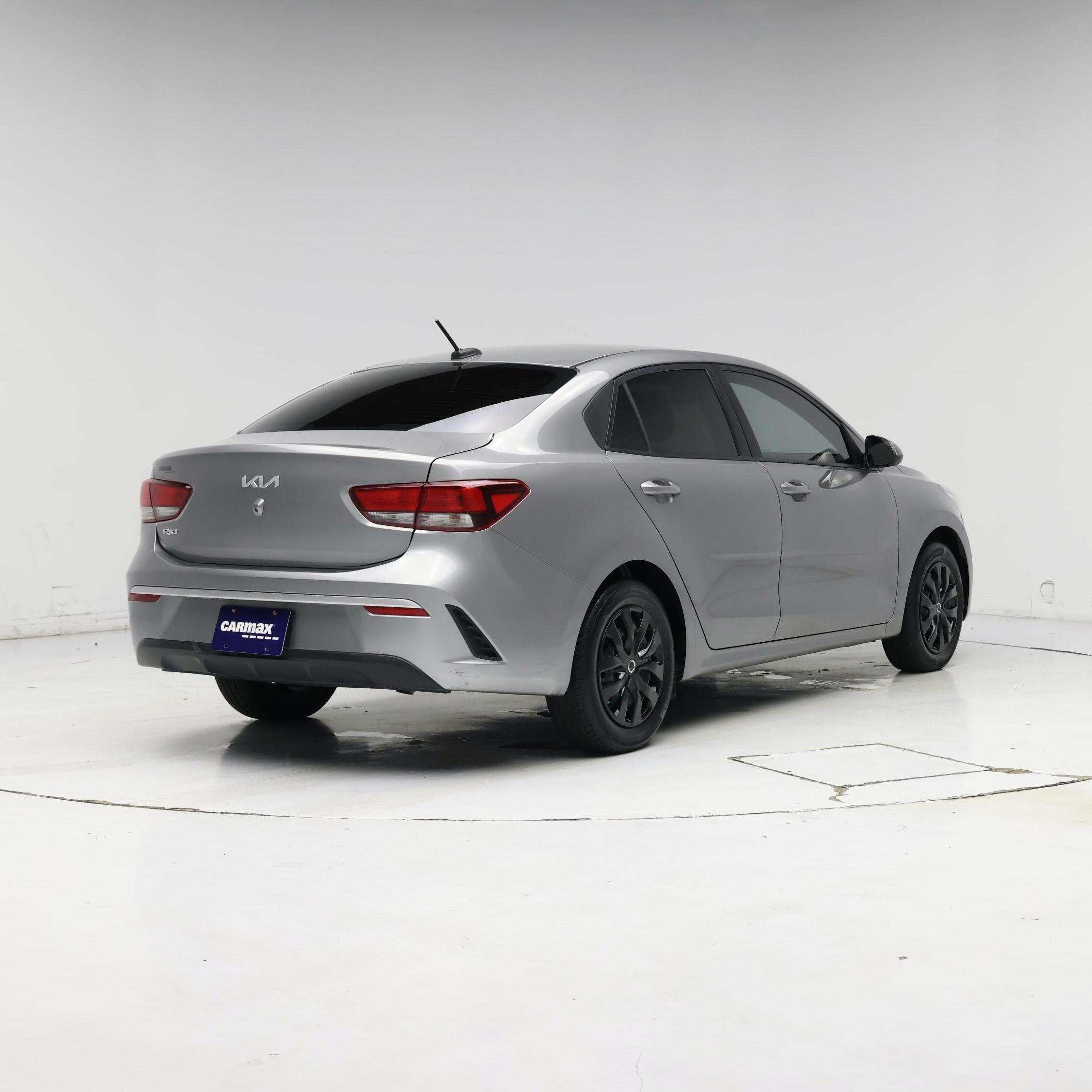 Thumbnail: 2022 Kia Rio - 8