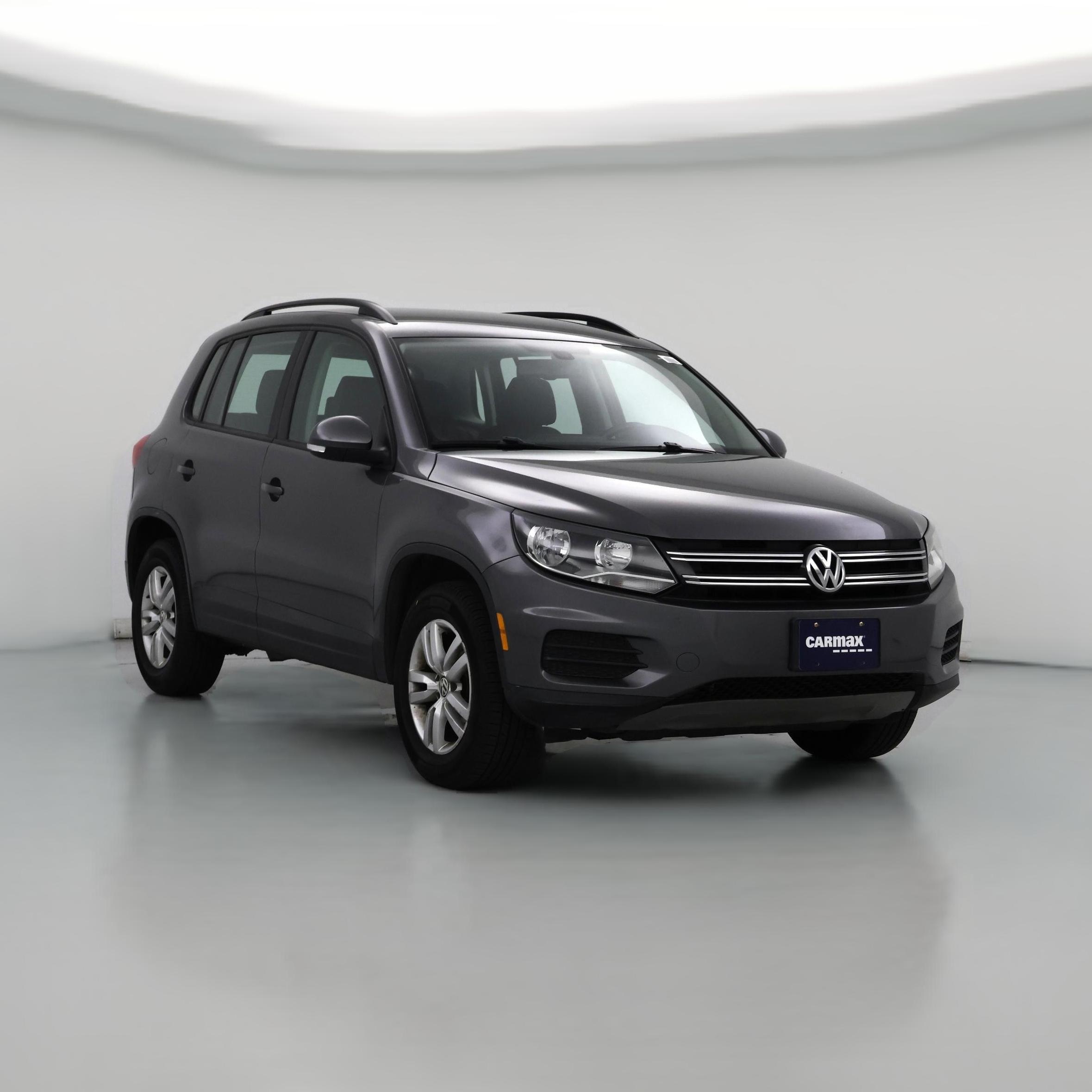 Thumbnail: 2016 Volkswagen Tiguan - 1