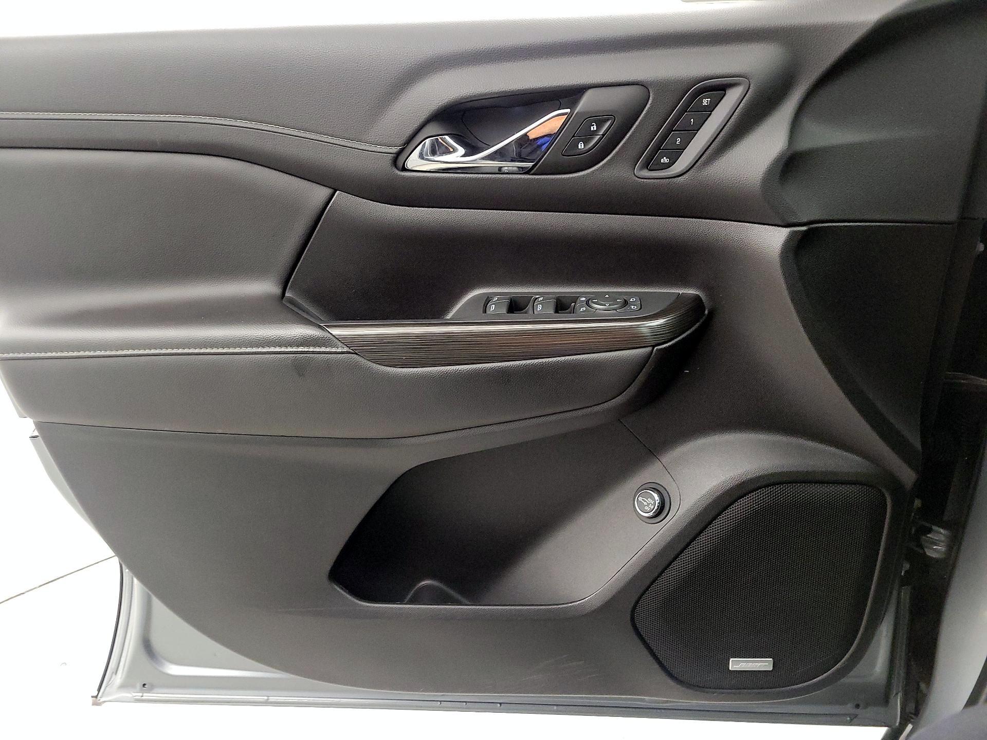 Thumbnail: 2023 GMC Acadia - 12