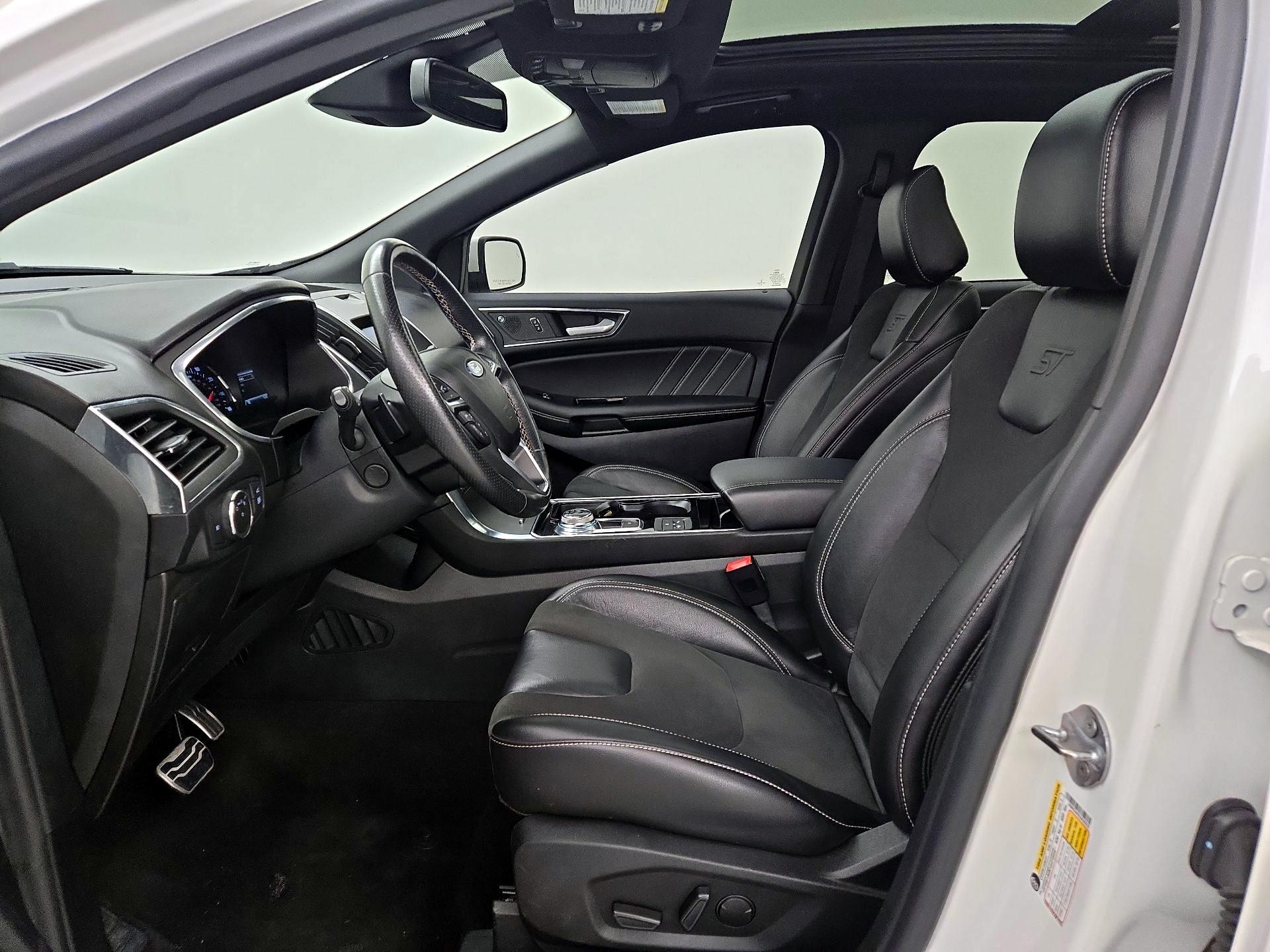 Thumbnail: 2020 Ford Edge - 11