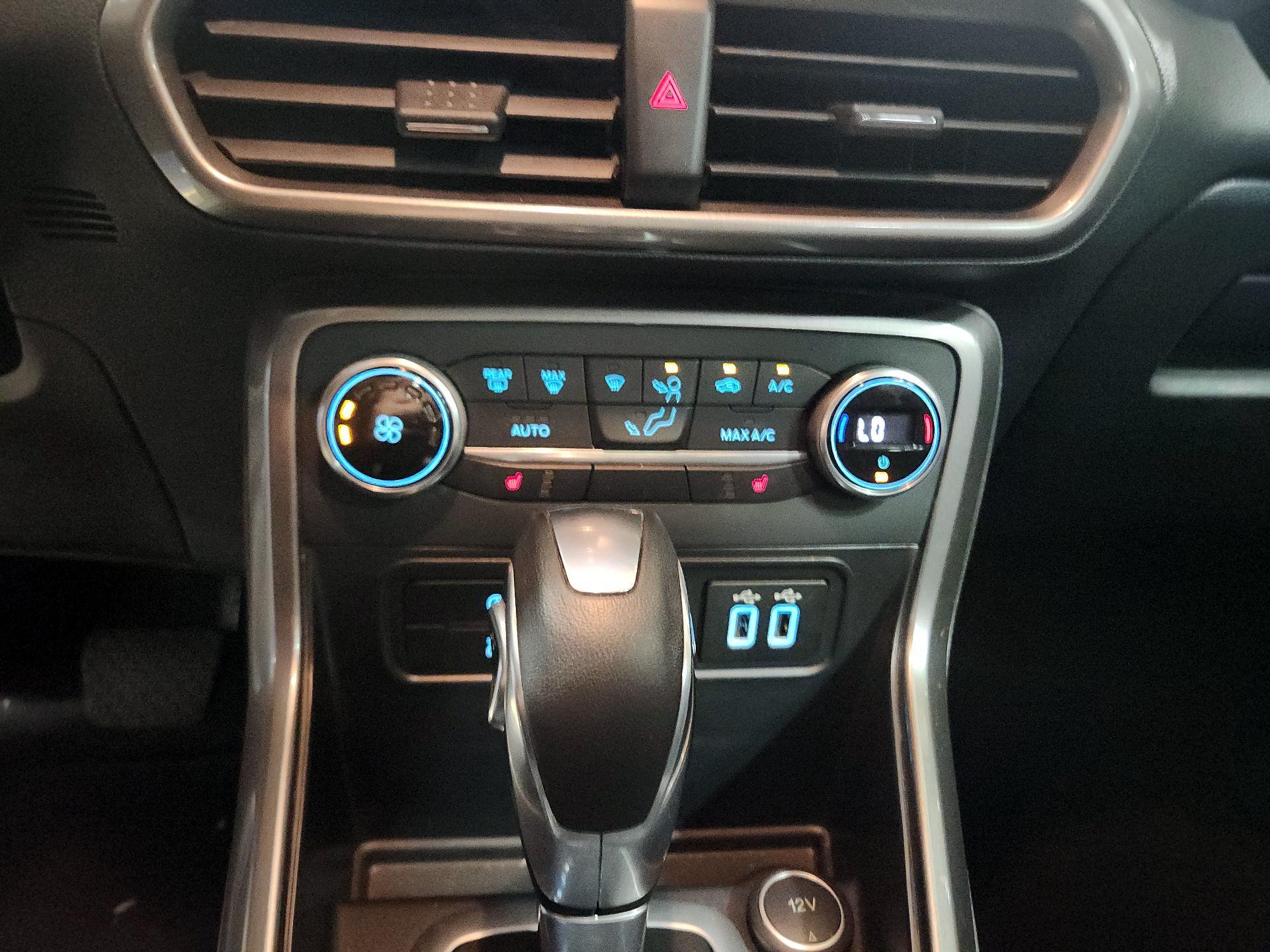 Thumbnail: 2021 Ford EcoSport - 14
