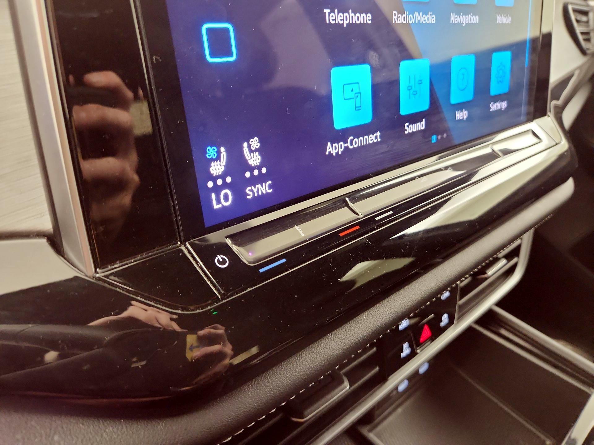 Thumbnail: 2024 Volkswagen Atlas - 16