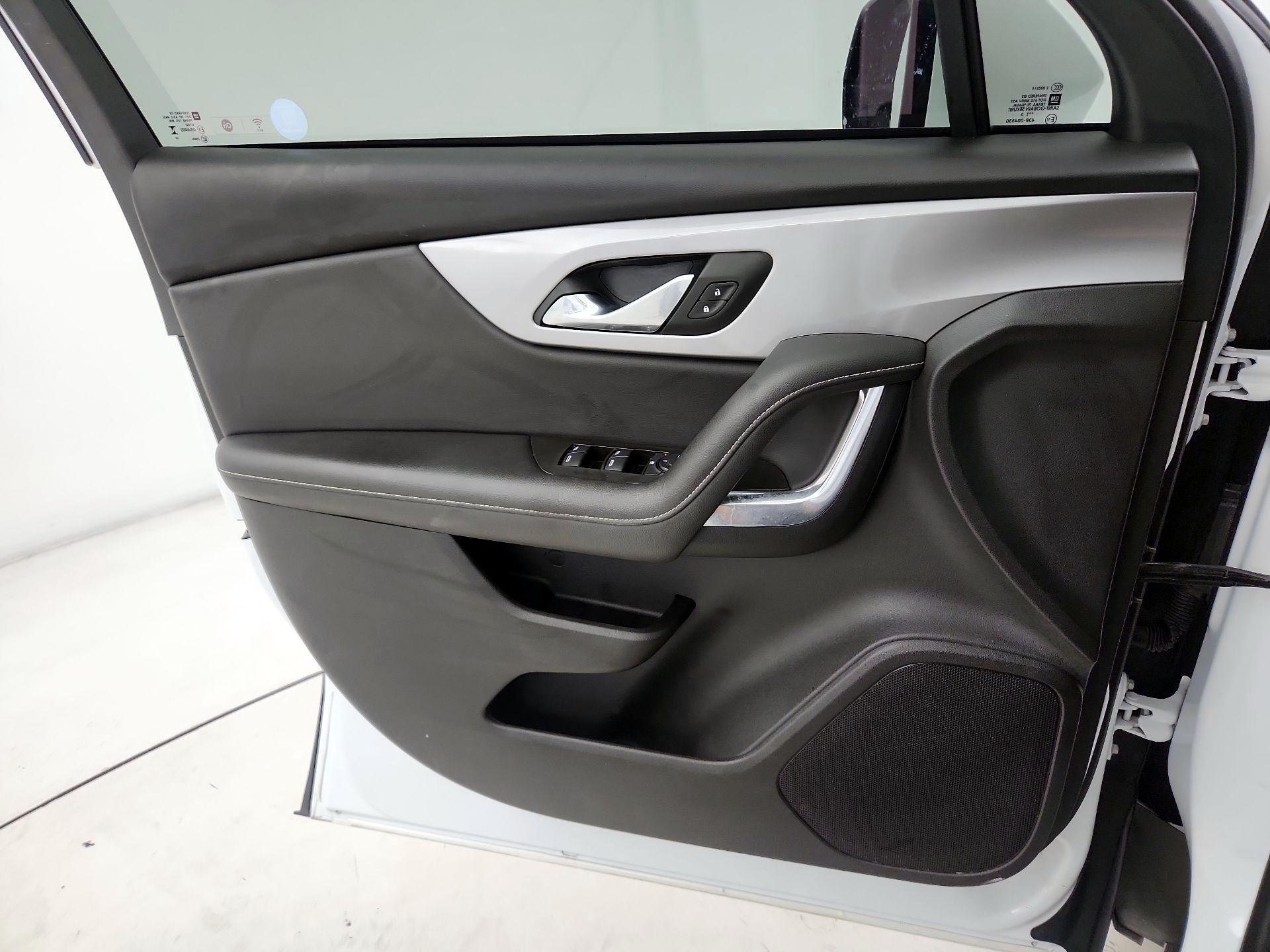 Thumbnail: 2023 Chevrolet Blazer - 12