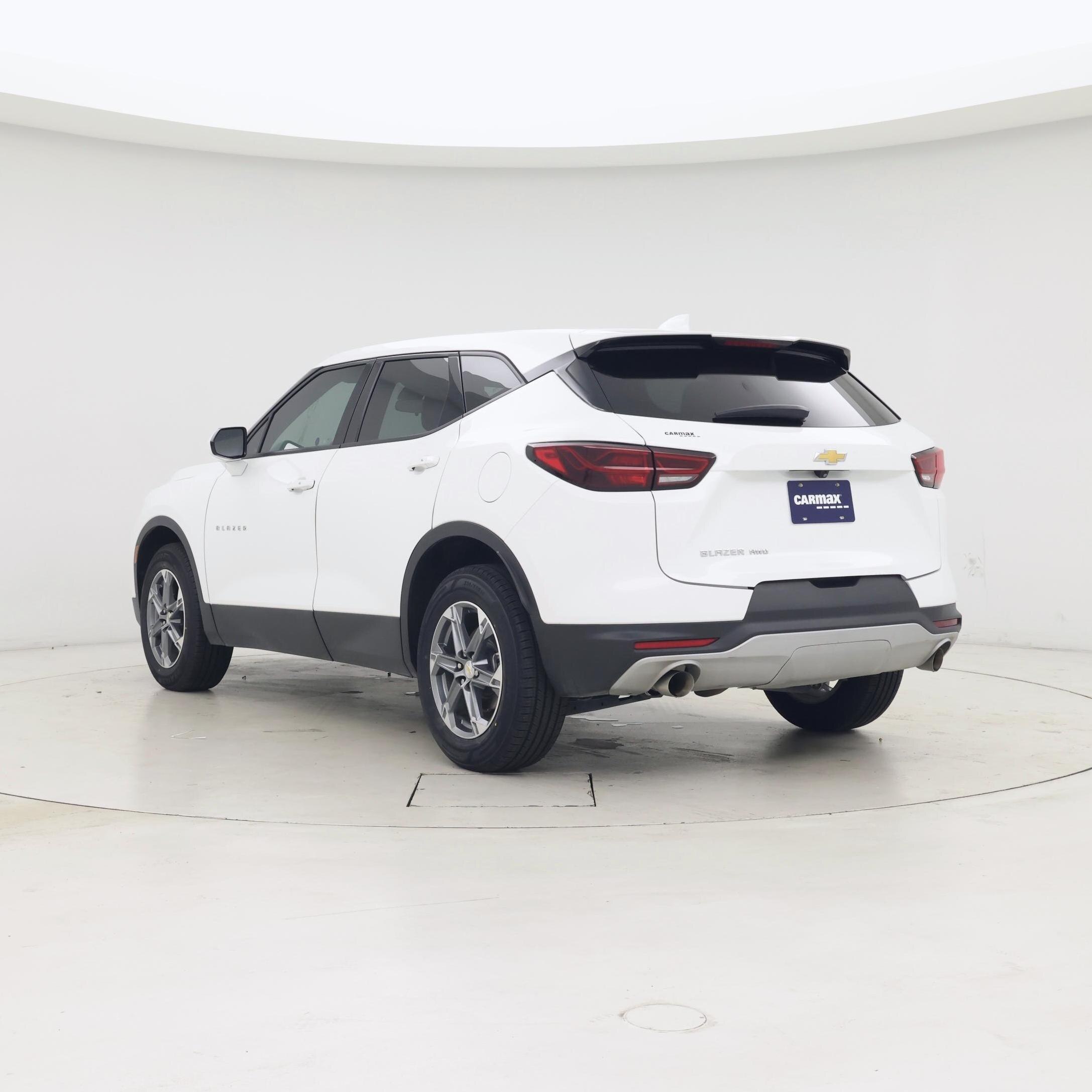 Thumbnail: 2023 Chevrolet Blazer - 2