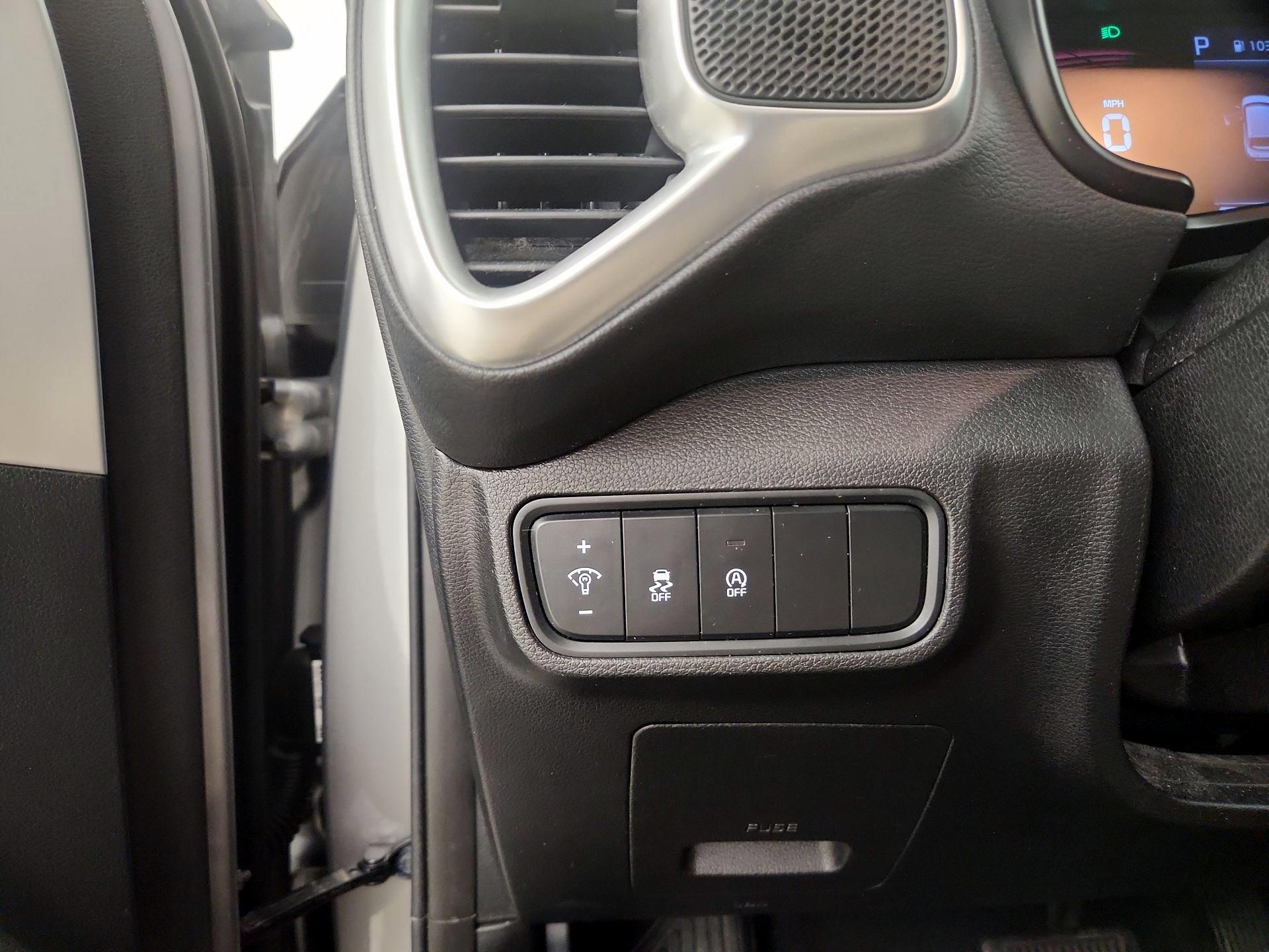 Thumbnail: 2023 Kia Soul - 13