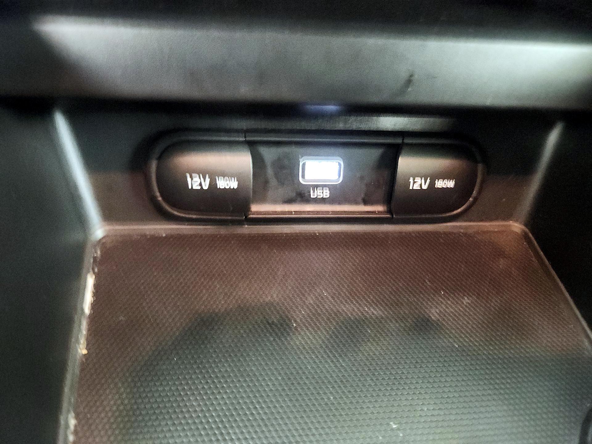 Thumbnail: 2023 Kia Soul - 18