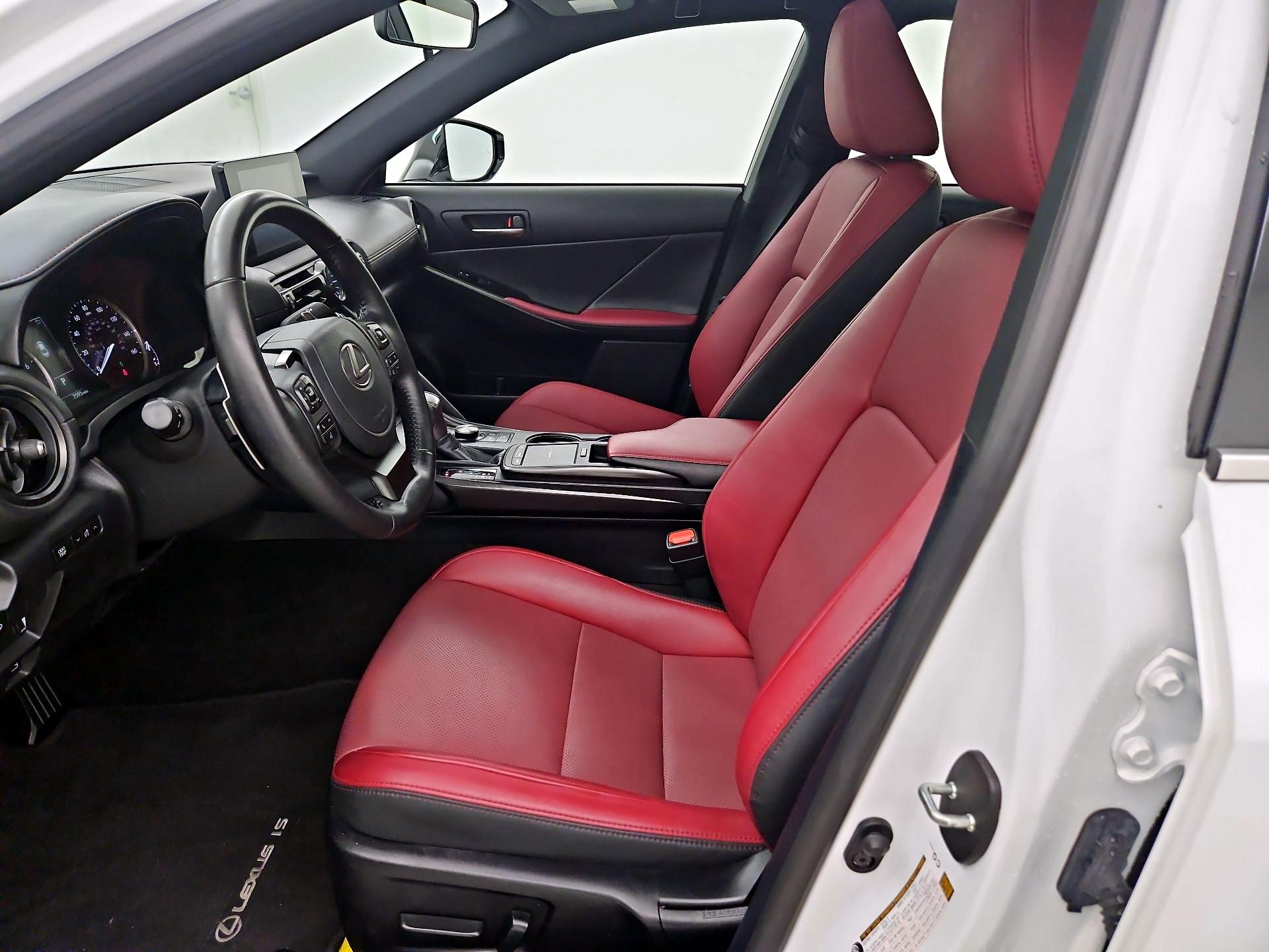 Thumbnail: 2024 Lexus IS - 11