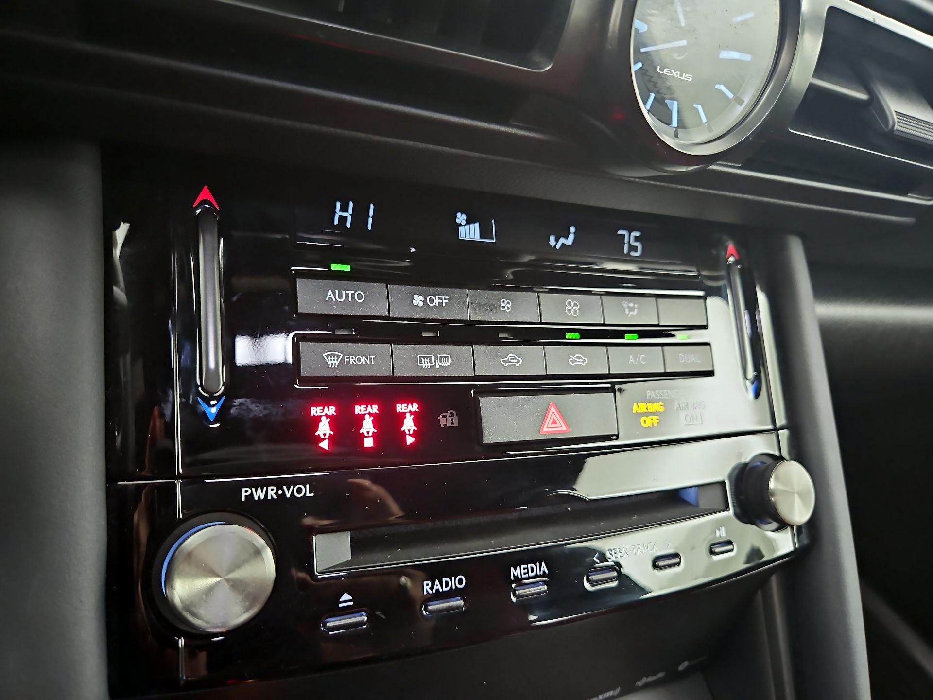 Thumbnail: 2024 Lexus IS - 16