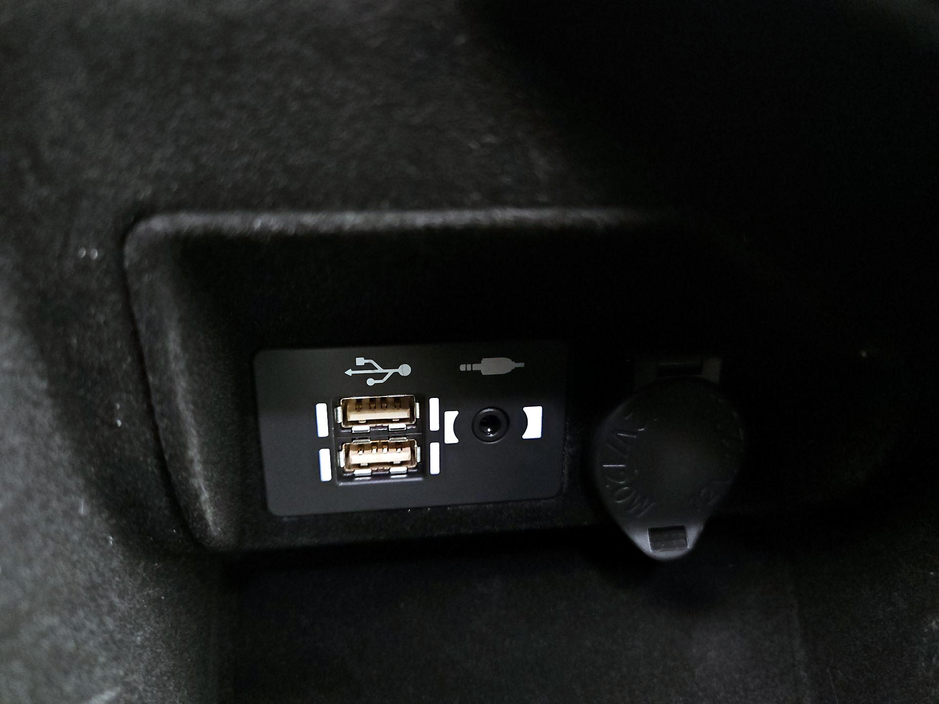 Thumbnail: 2024 Lexus IS - 18