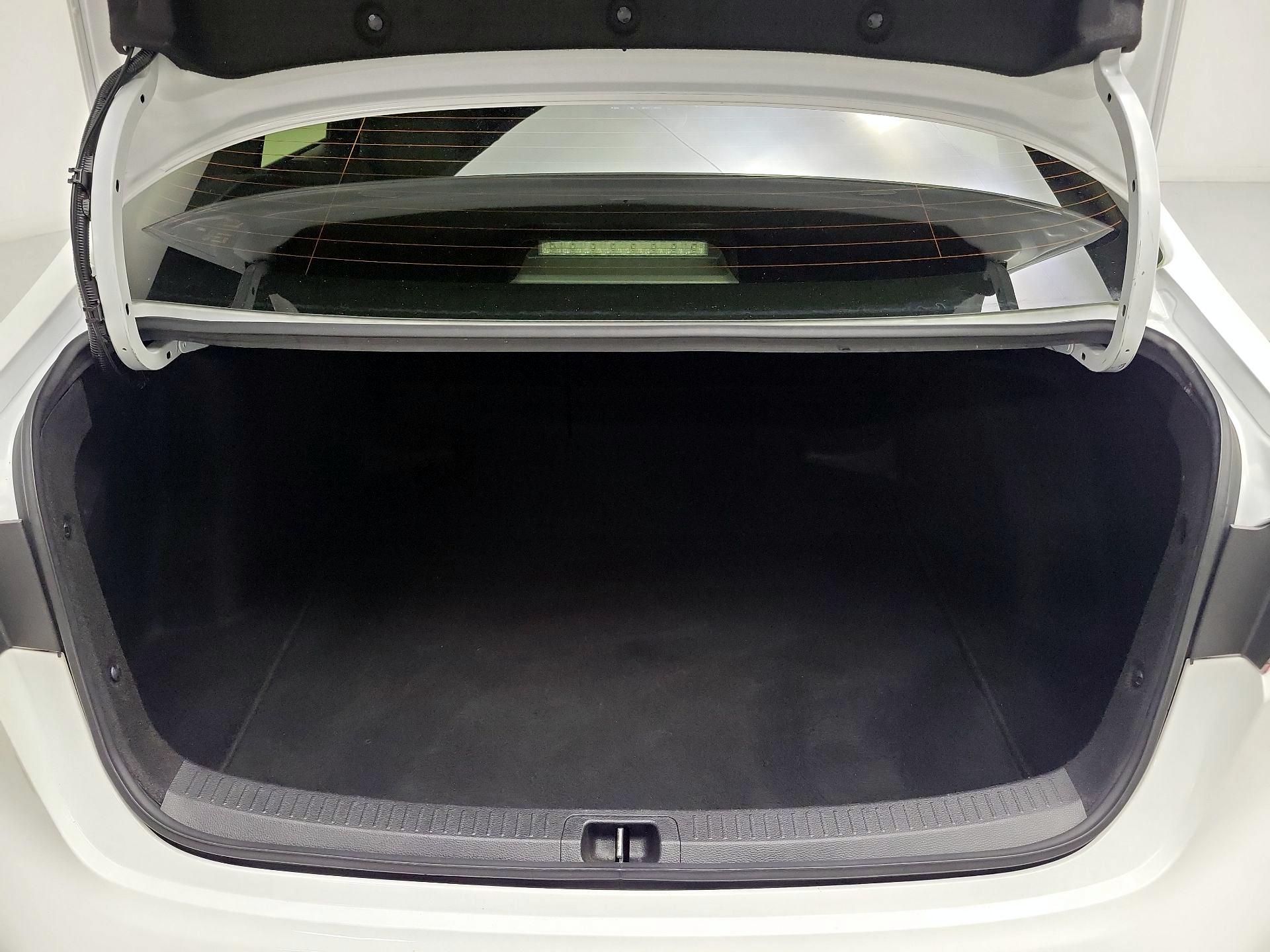 Thumbnail: 2022 Toyota Corolla - 20