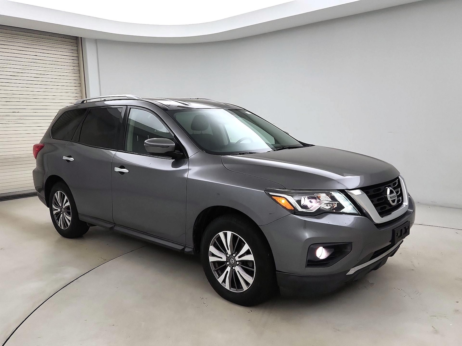 2019 Nissan Pathfinder SV