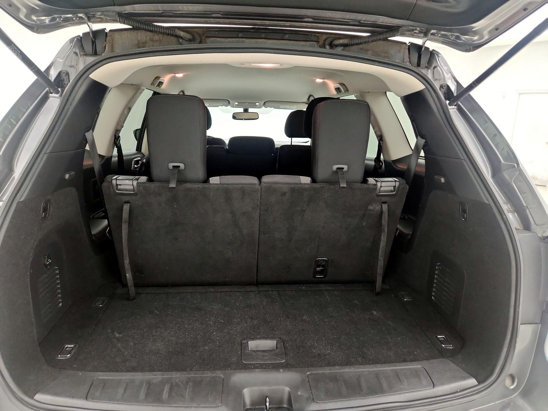 Thumbnail: 2019 Nissan Pathfinder - 19