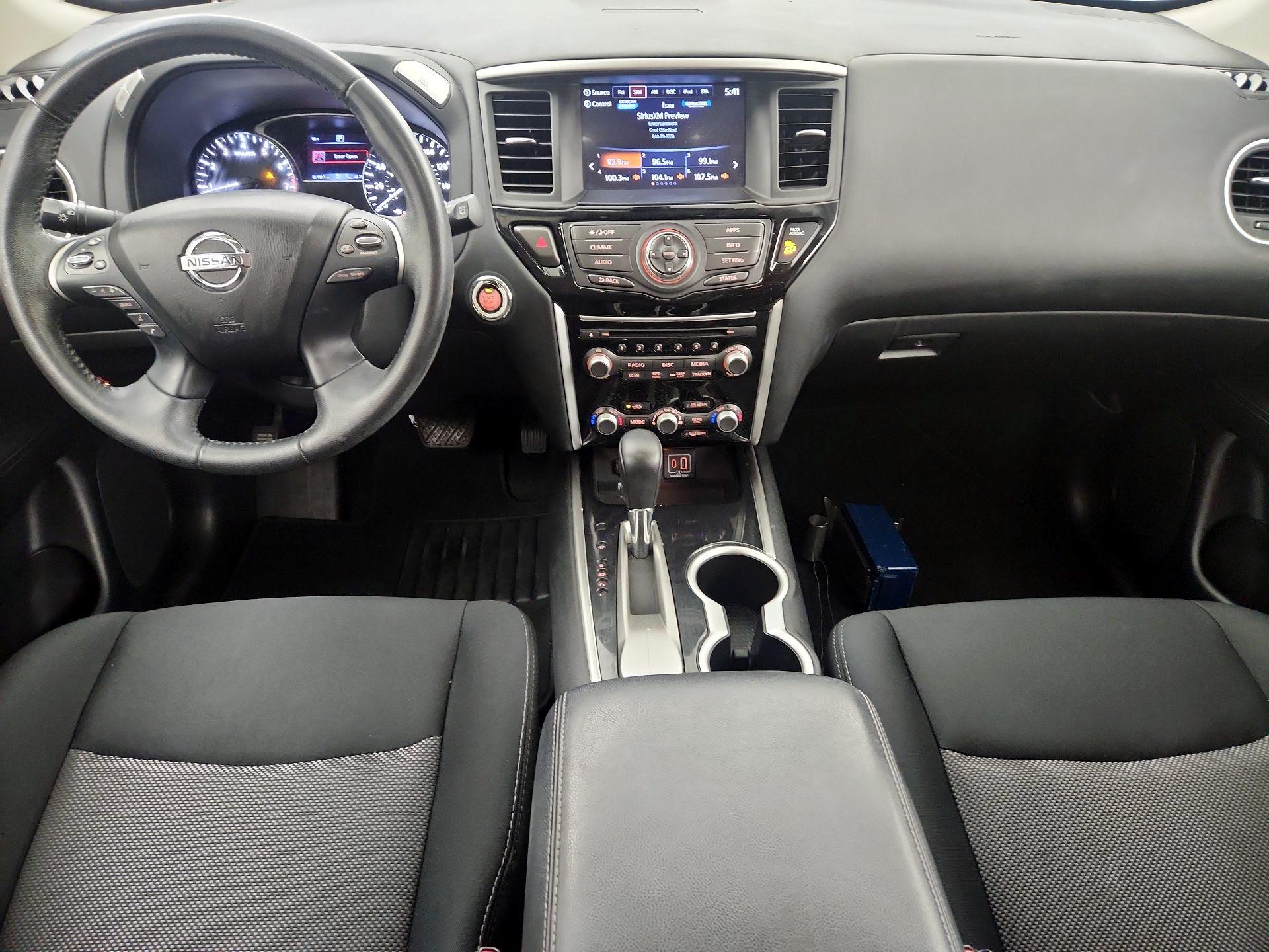 Thumbnail: 2019 Nissan Pathfinder - 8