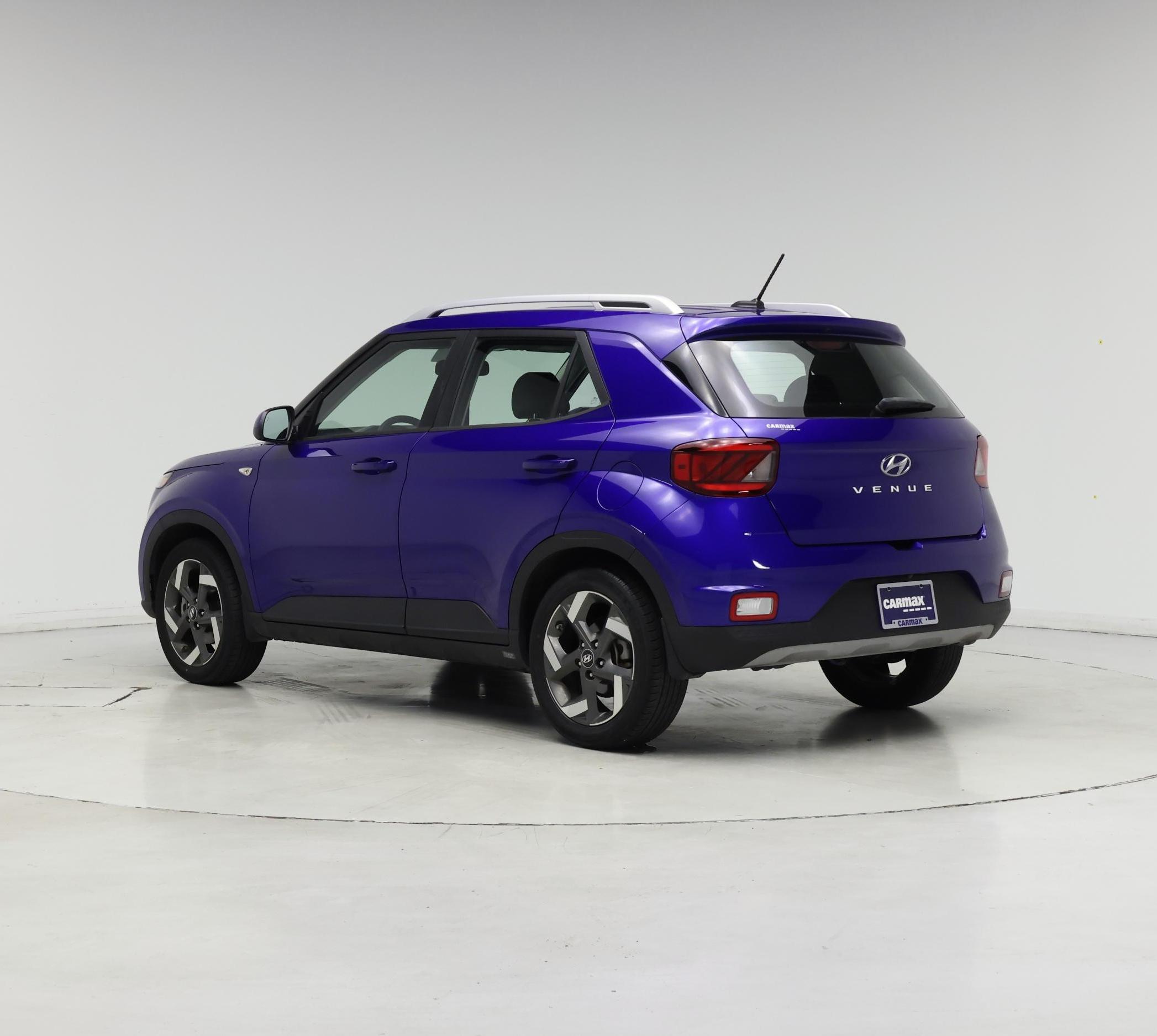 Thumbnail: 2024 Hyundai Venue - 2