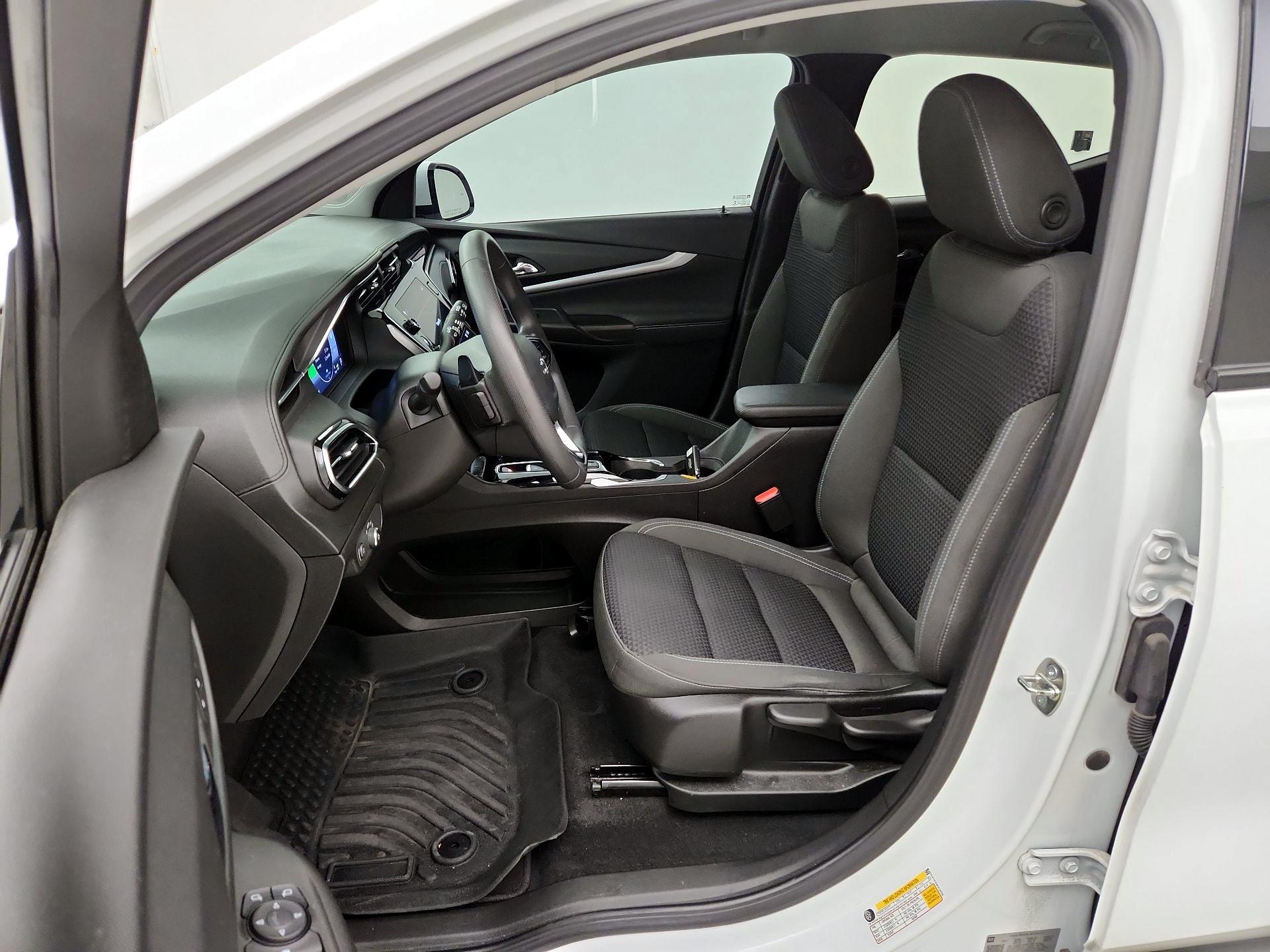 Thumbnail: 2023 Chevrolet Bolt EUV - 9