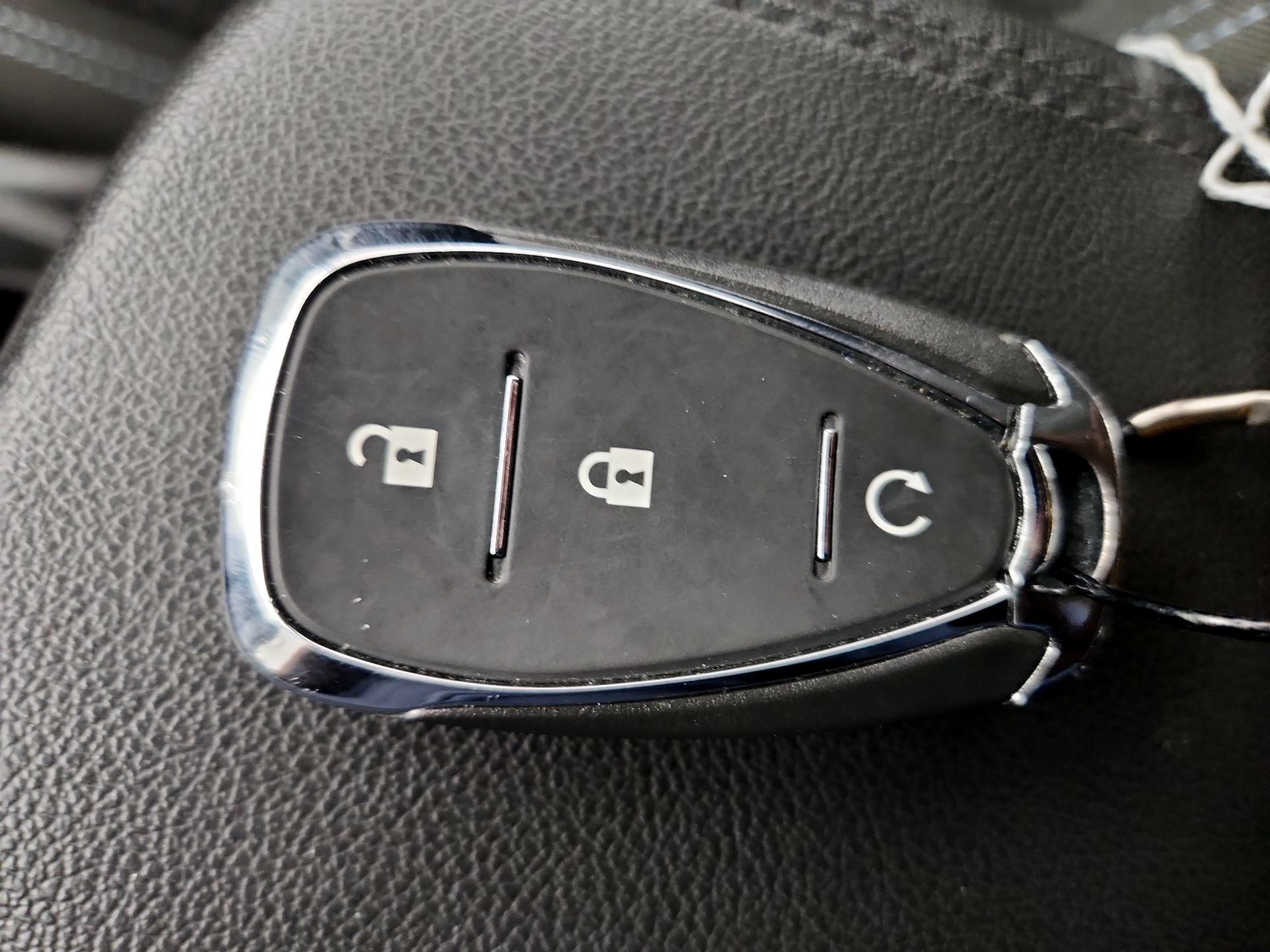 Thumbnail: 2023 Chevrolet Bolt EUV - 16