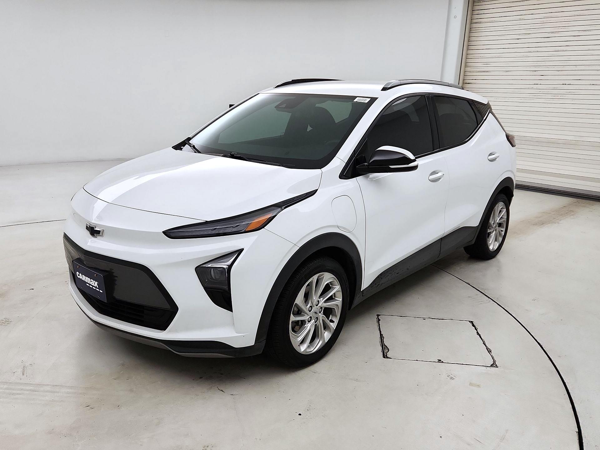 Thumbnail: 2023 Chevrolet Bolt EUV - 3