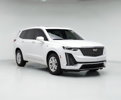 White 2023 Cadillac XT6 Luxury