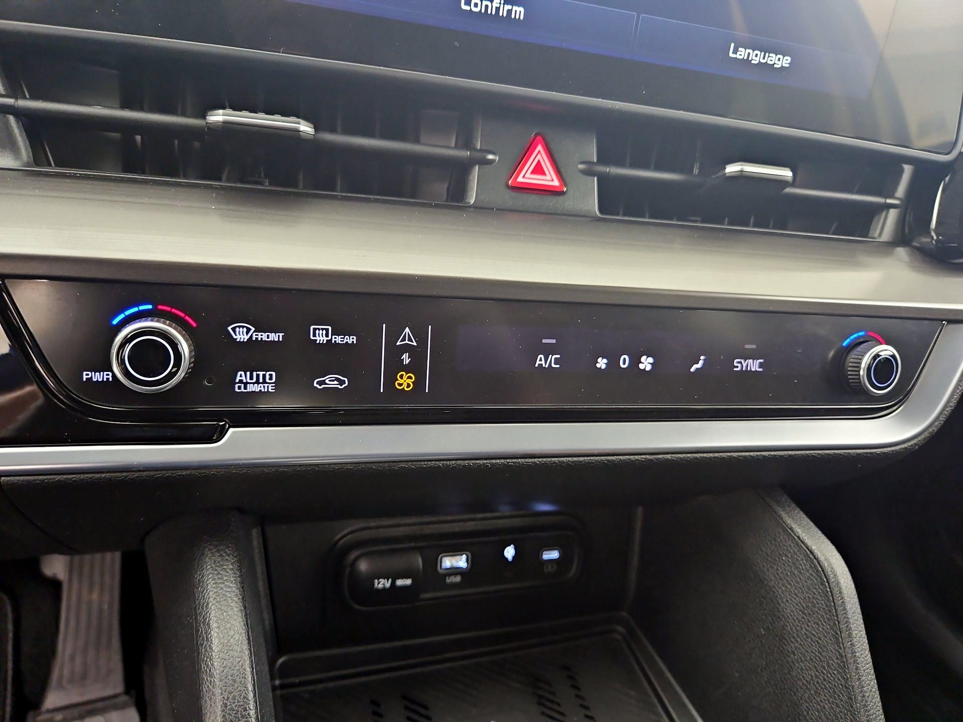 Thumbnail: 2024 Kia Sportage - 16