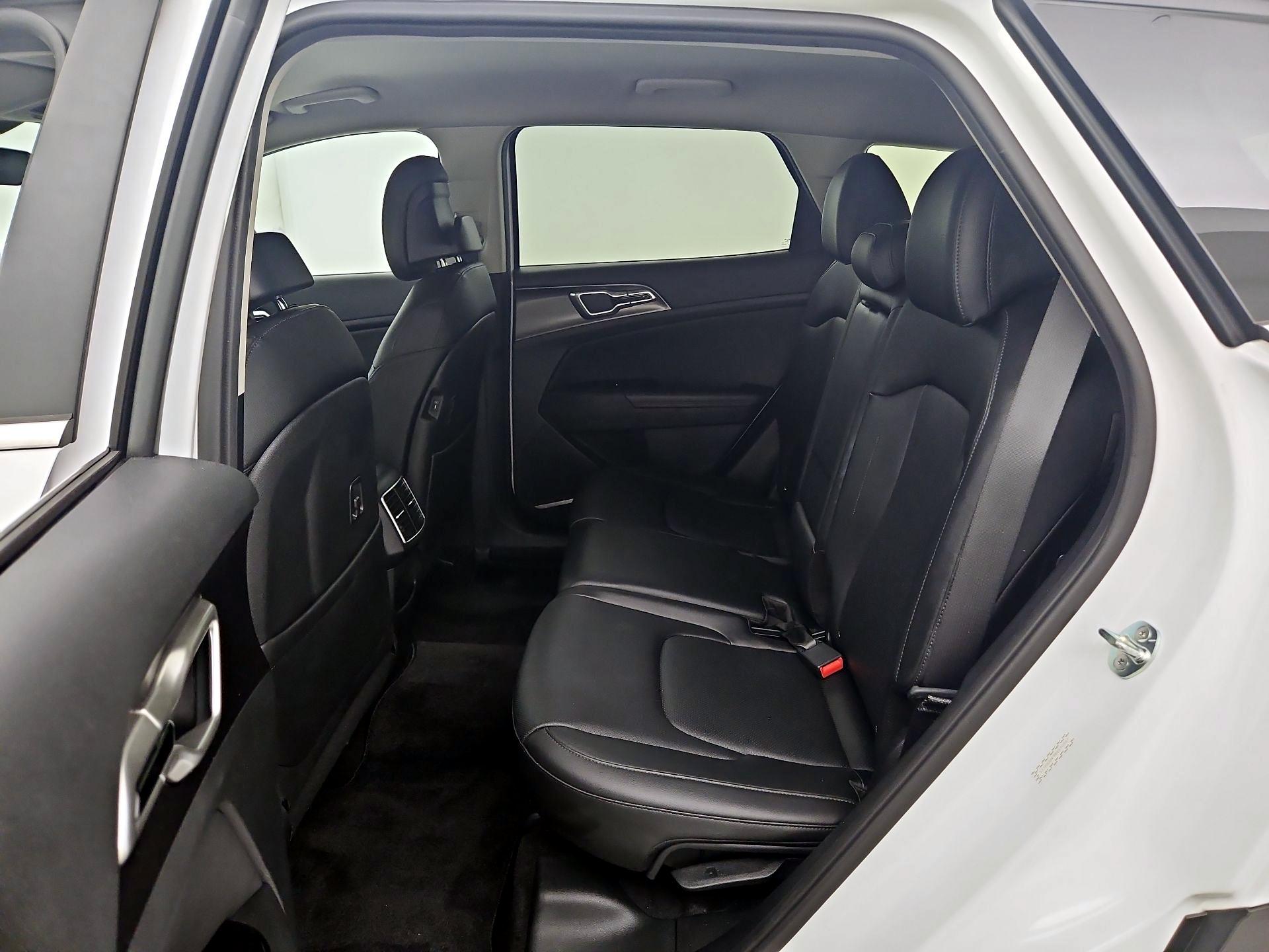 Thumbnail: 2024 Kia Sportage - 19