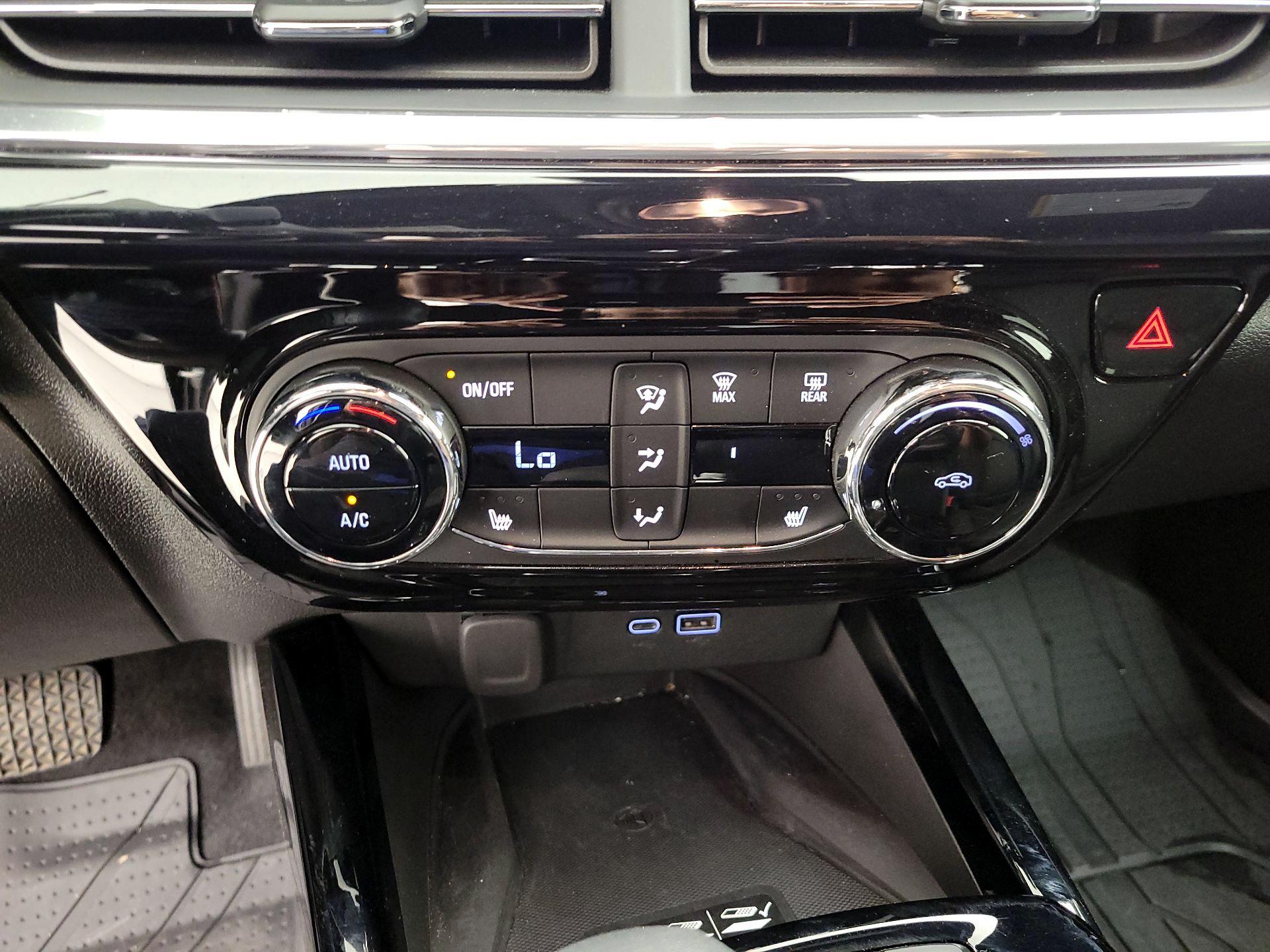 Thumbnail: 2025 Chevrolet Trax - 16