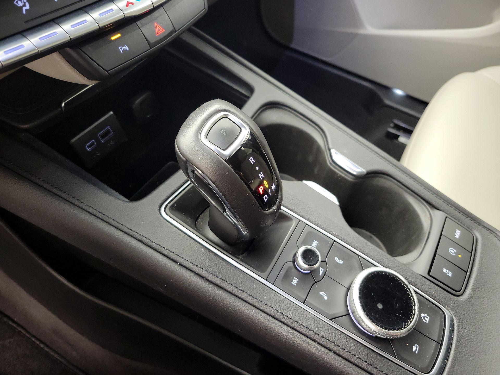 Thumbnail: 2019 Cadillac XT4 - 17