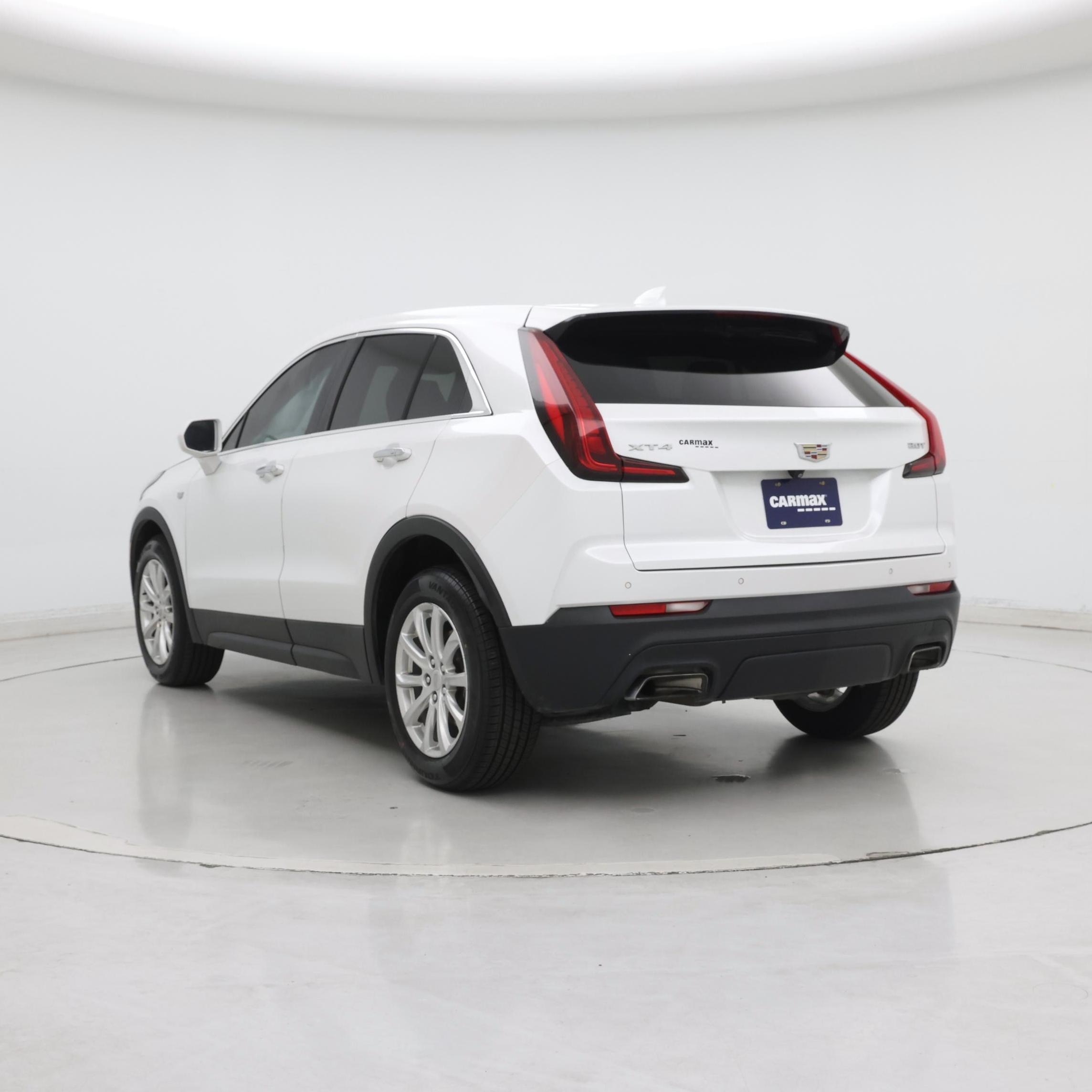Thumbnail: 2019 Cadillac XT4 - 2