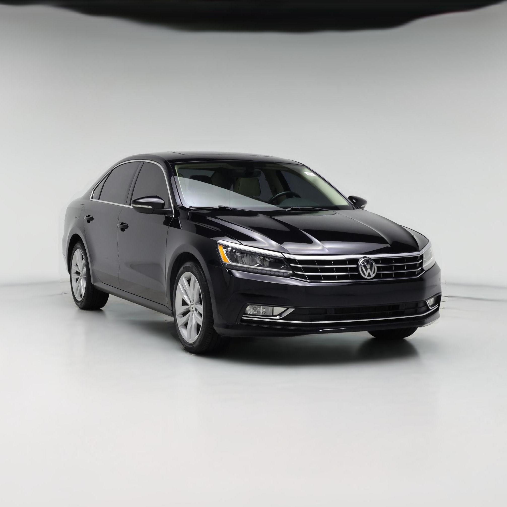 Thumbnail: 2018 Volkswagen Passat - 1