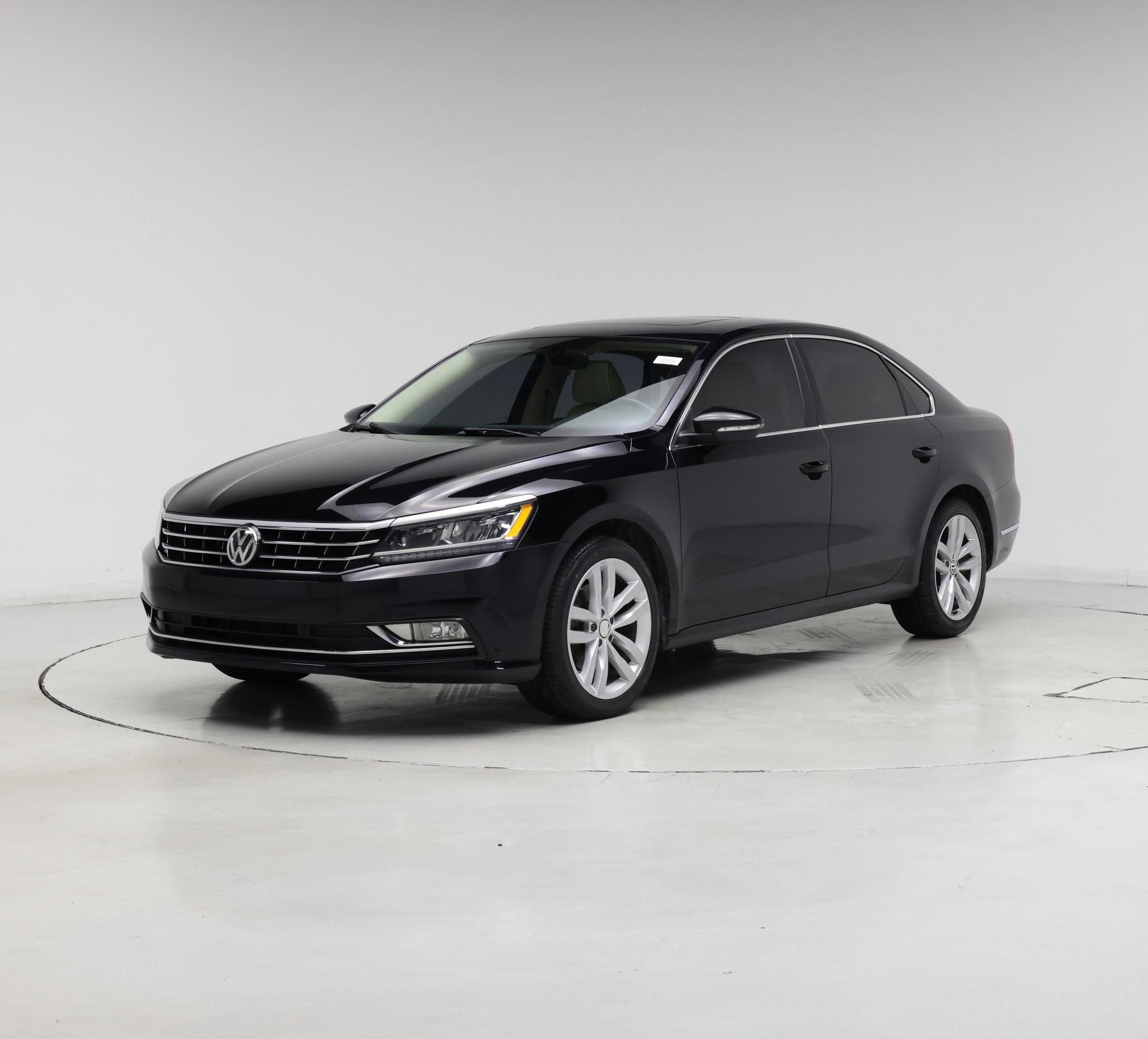 Thumbnail: 2018 Volkswagen Passat - 4