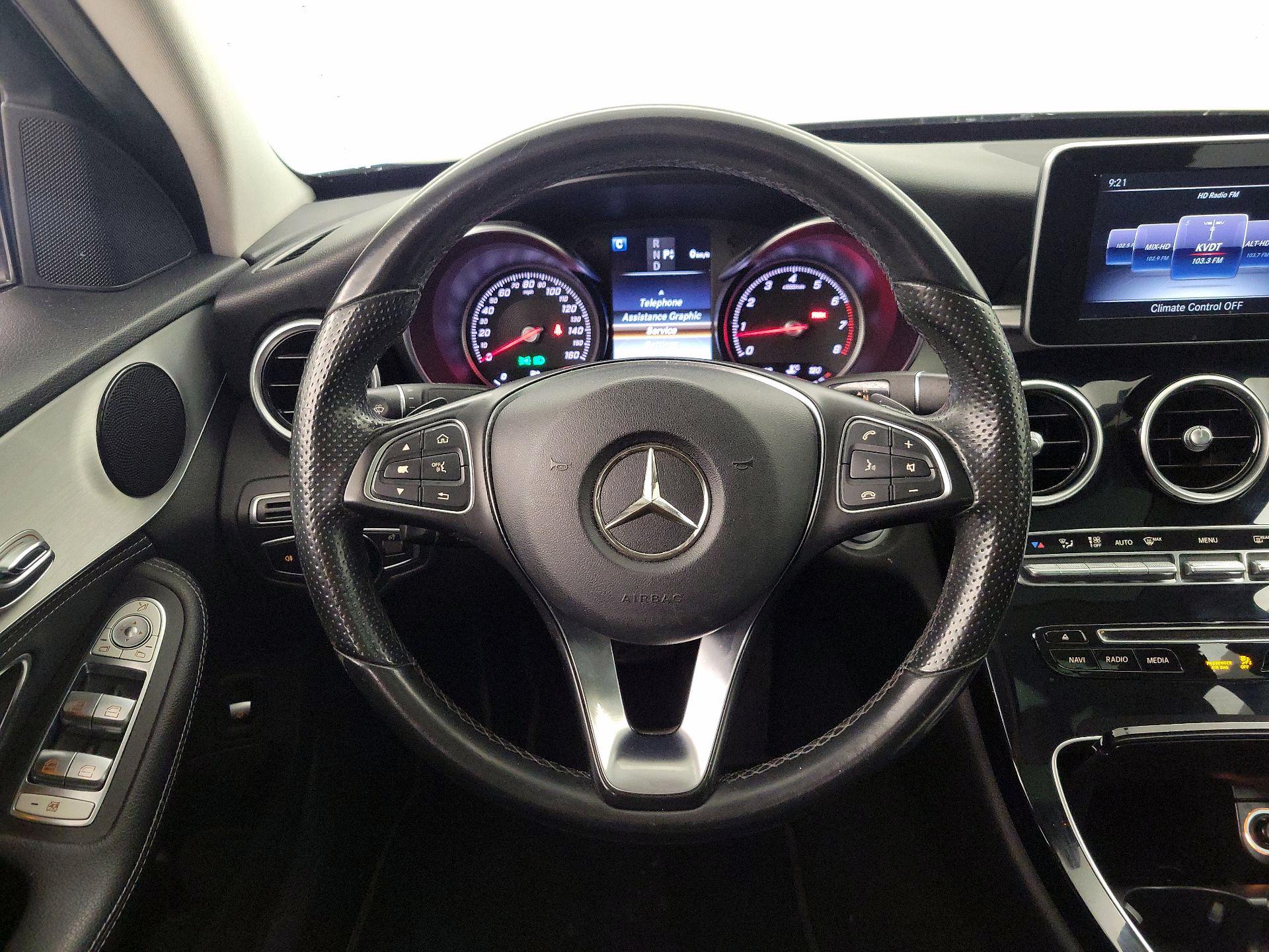 Thumbnail: 2016 Mercedes-Benz C-Class - 10
