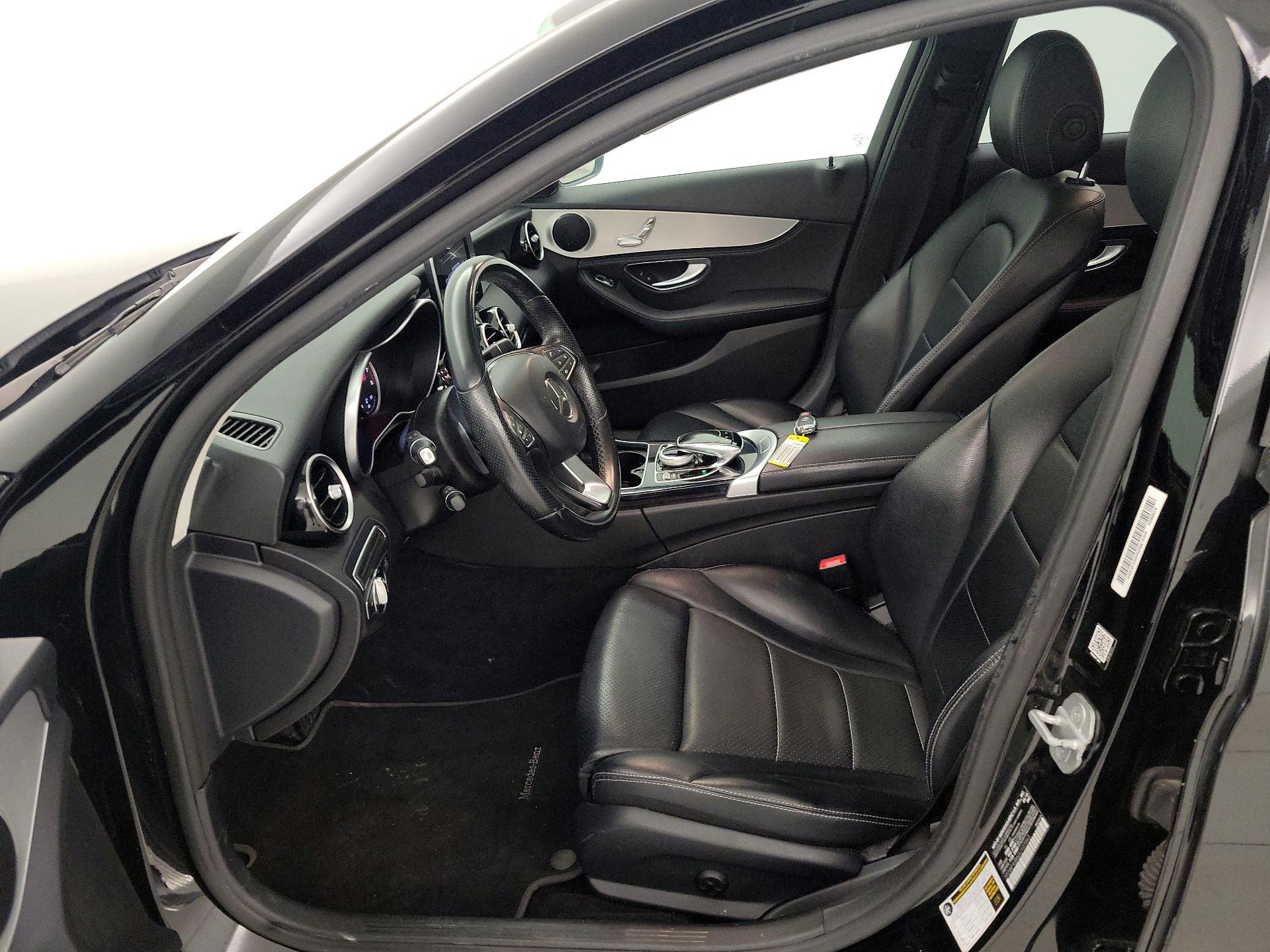 Thumbnail: 2016 Mercedes-Benz C-Class - 11