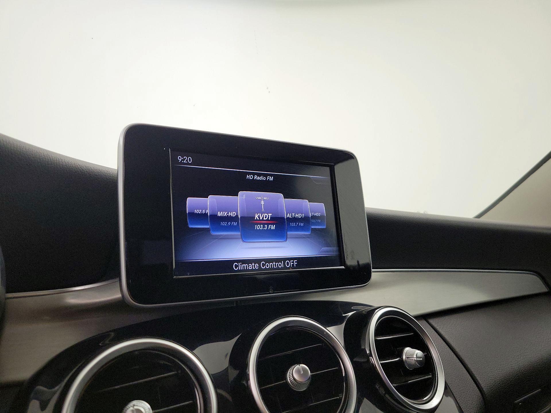 Thumbnail: 2016 Mercedes-Benz C-Class - 14