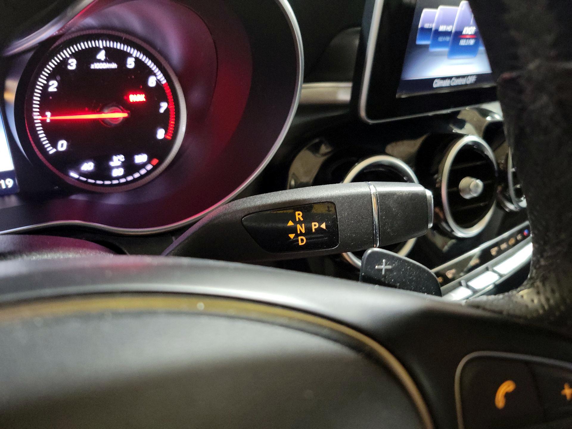 Thumbnail: 2016 Mercedes-Benz C-Class - 16